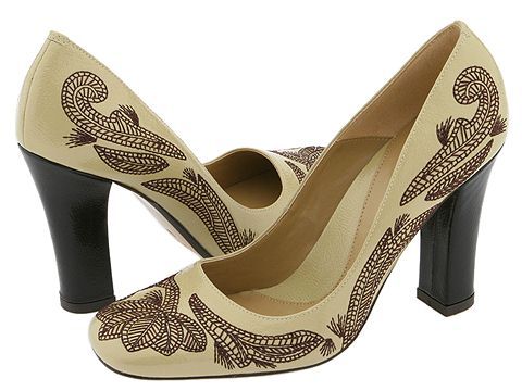 $130 JESSICA BENNETT Havana Embroidered Pumps ~ Black/White Size 6 NEW