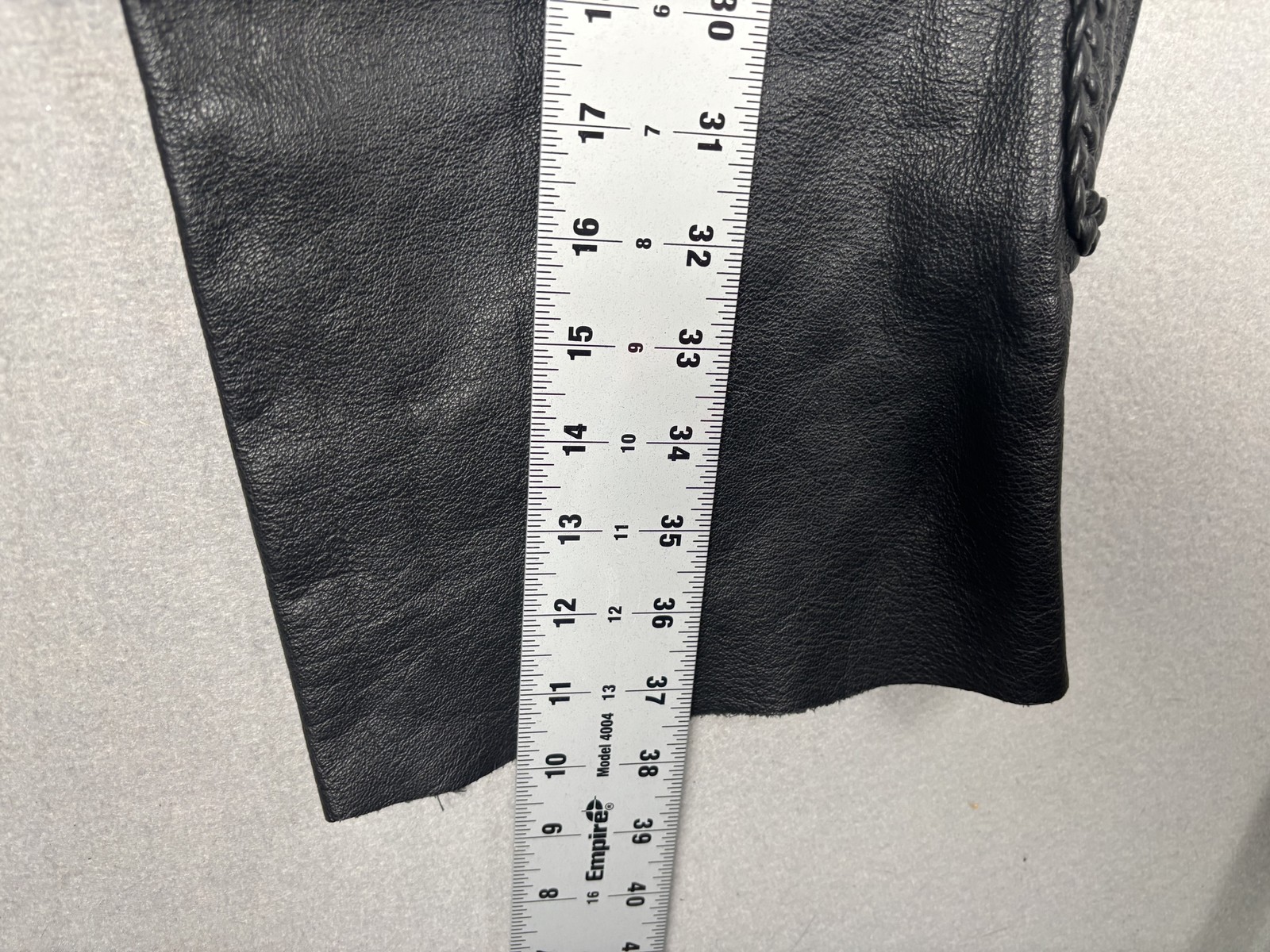 MOB Classic X4 Leather Chaps Womens Medium Biker Motorcycle YKK Zip Collection