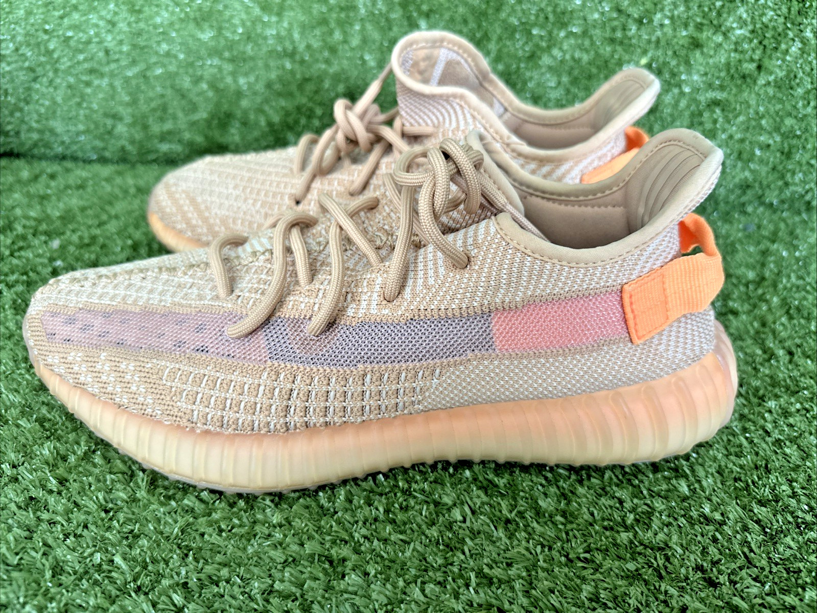 🧡🌫️ ADIDAS YEEZY BOOST 350 V2 “CLAY” — MEN’S 10 • WITH BOX • EXCELLENT COND