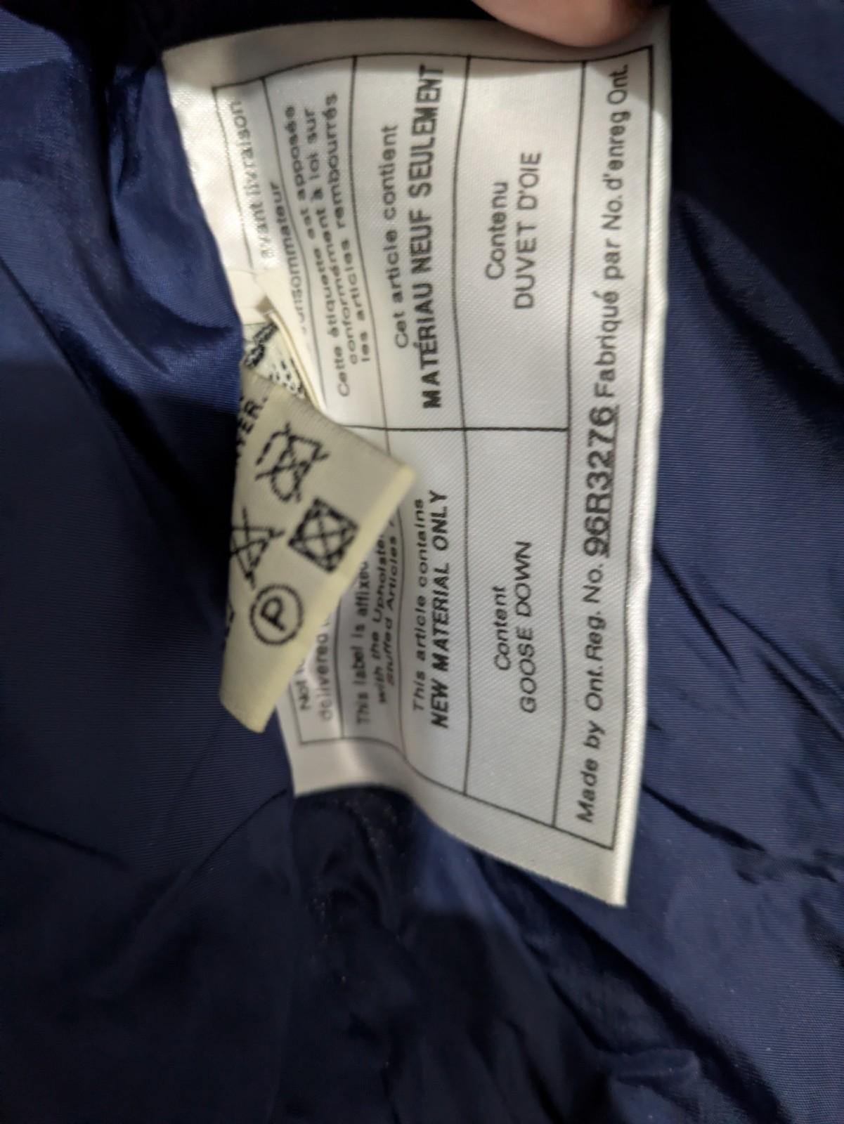Eddie Bauer Men’s Green Down Puffer Vest M Full Zip Pockets Stand-Up Collar