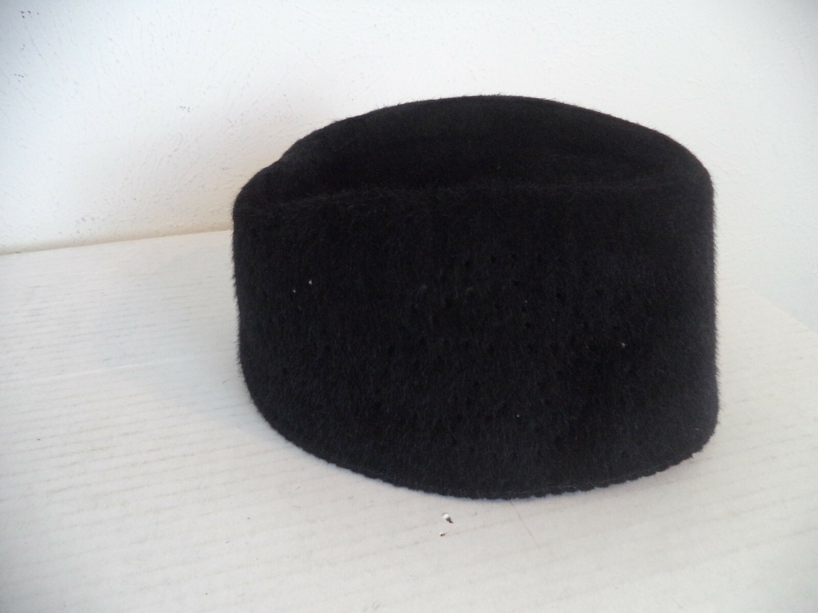 Men’s Black Handmade African Traditional Fur Perch Hats. One Size. 20 Inches Cir
