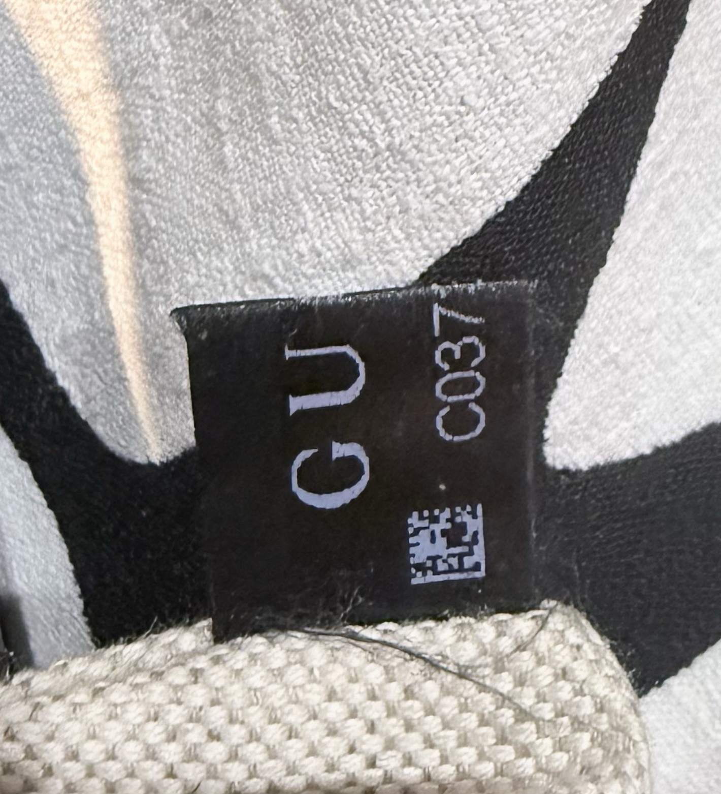 Guaranteed Authentic Gucci Ophidia Messenger Crossbody Bag w/box, dust bag, etc.