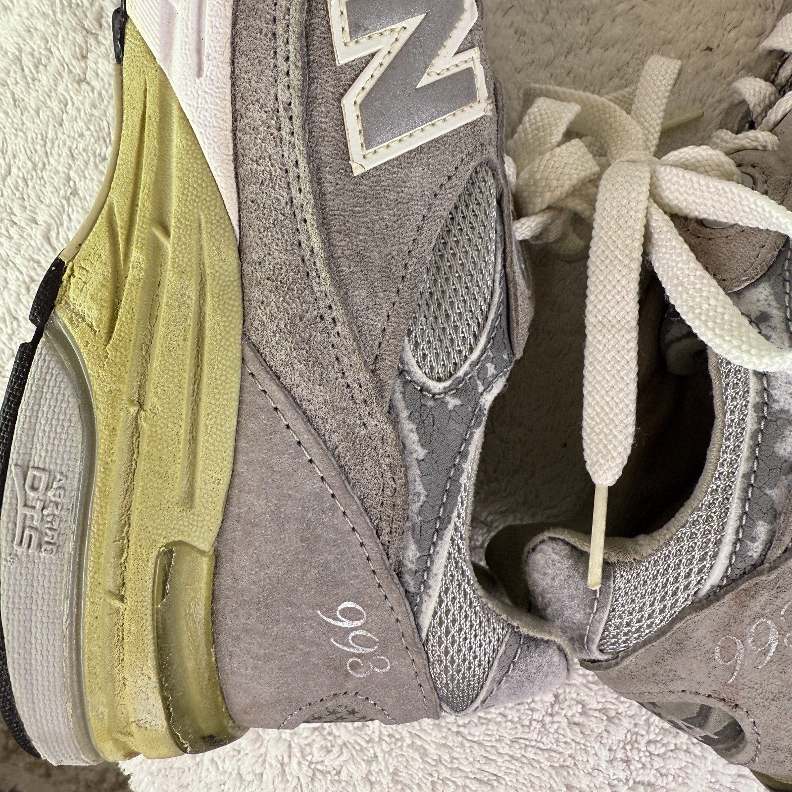 New Balance 993 US Men’s Size 7.5 (D) – Made In USA Grey / White MR993GL