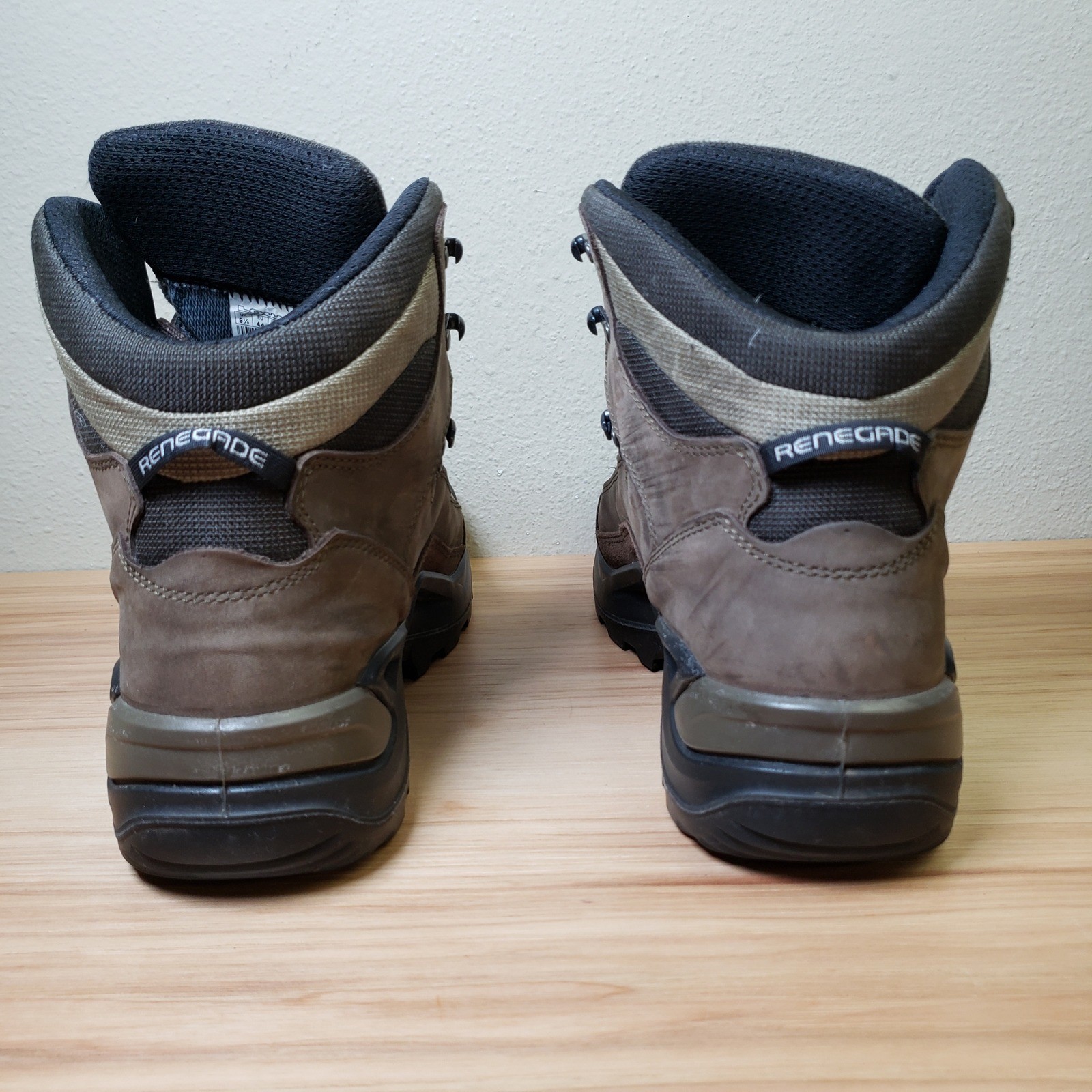 Lowa Renegade GTX Mid Hiking Boots Brown Leather All Terrain Men’s Size 9.5