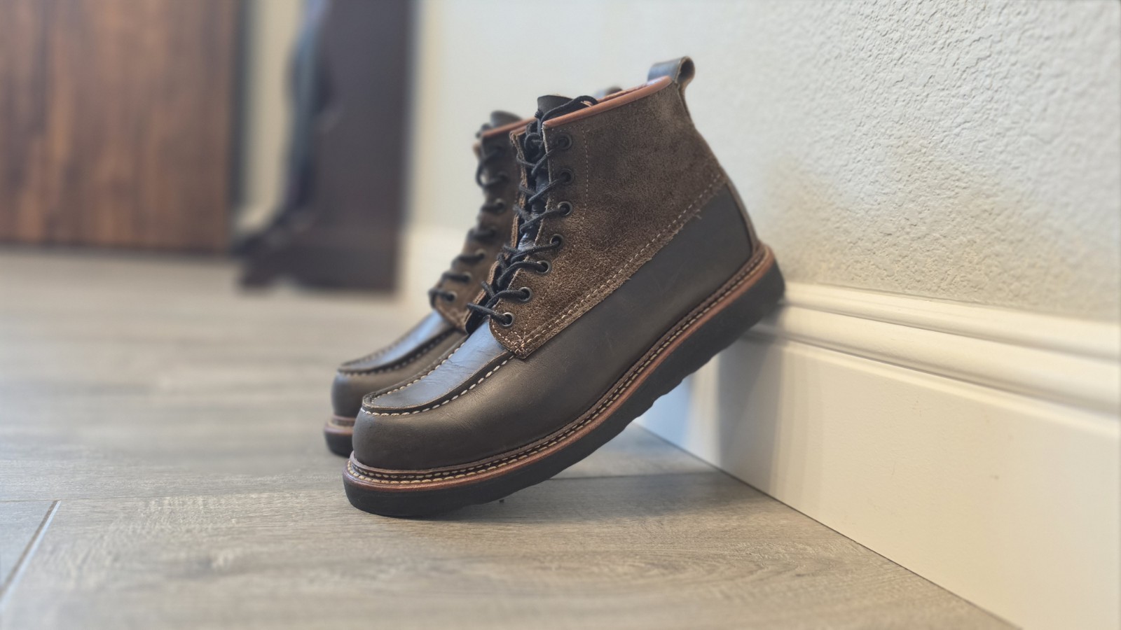 Red Wing Shoes x Todd Snyder 4325 6″ Moc Boots 8D Charcoal R&T Irish Setter