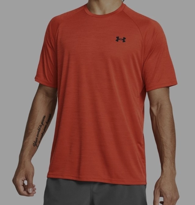 UNDER ARMOUR SHIRT LARGE ADULT