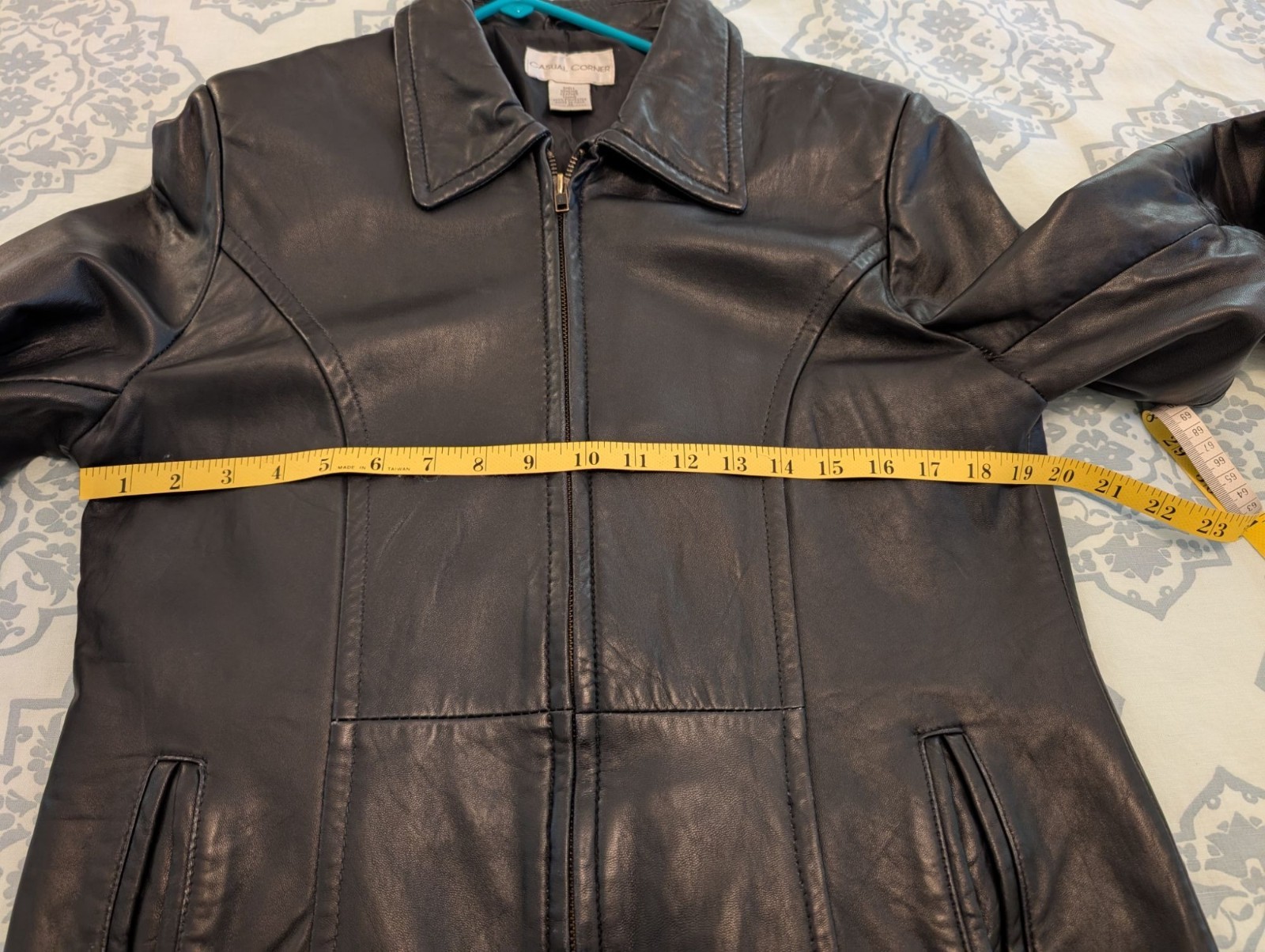 Vintage Casual Corner Women’s Genuine Leather Jacket Soft Black Sz Med YKK Zip