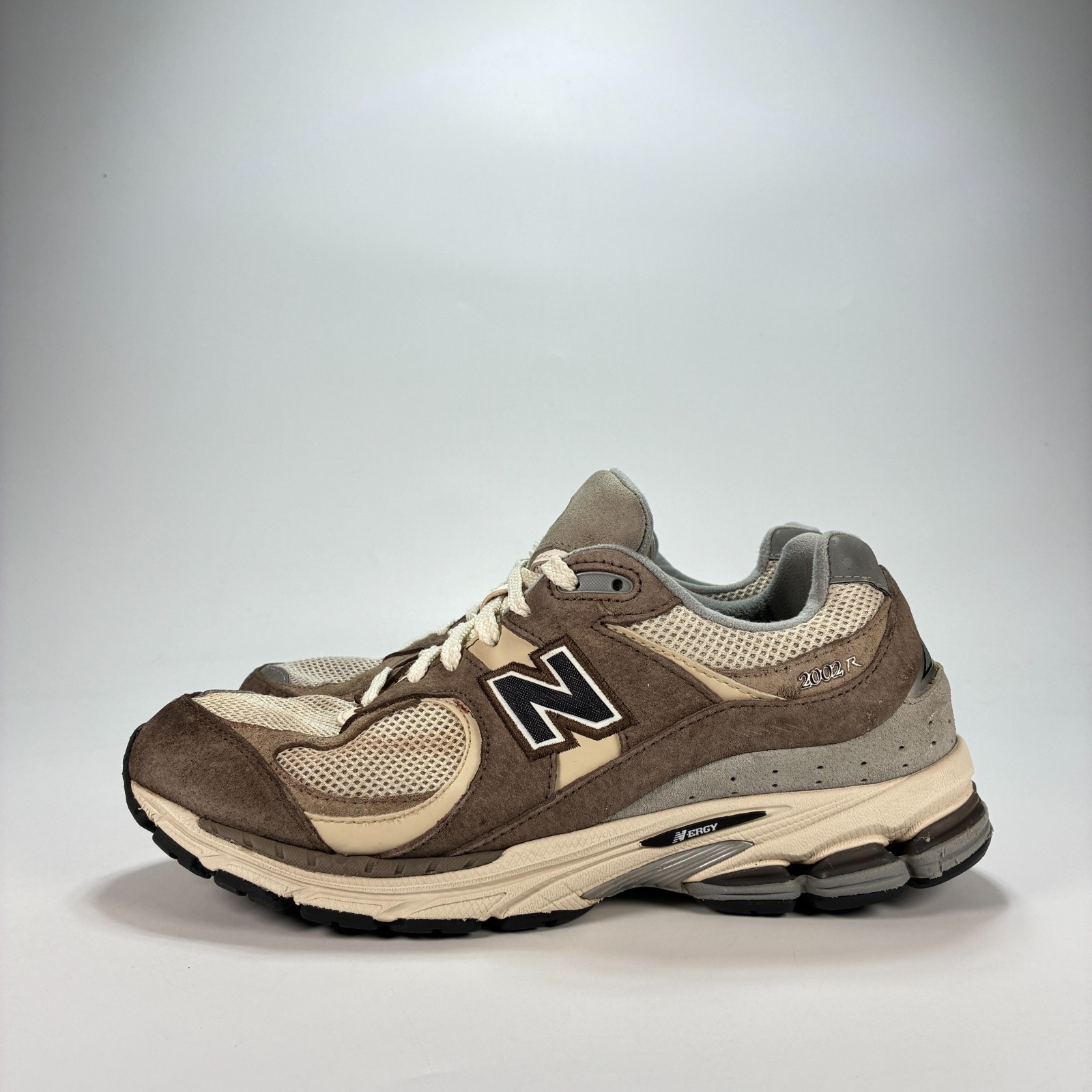 New Balance 2002R Emerging Brown Lifestyle Sneakers Shoes M2002RFZ Men’s Size 10