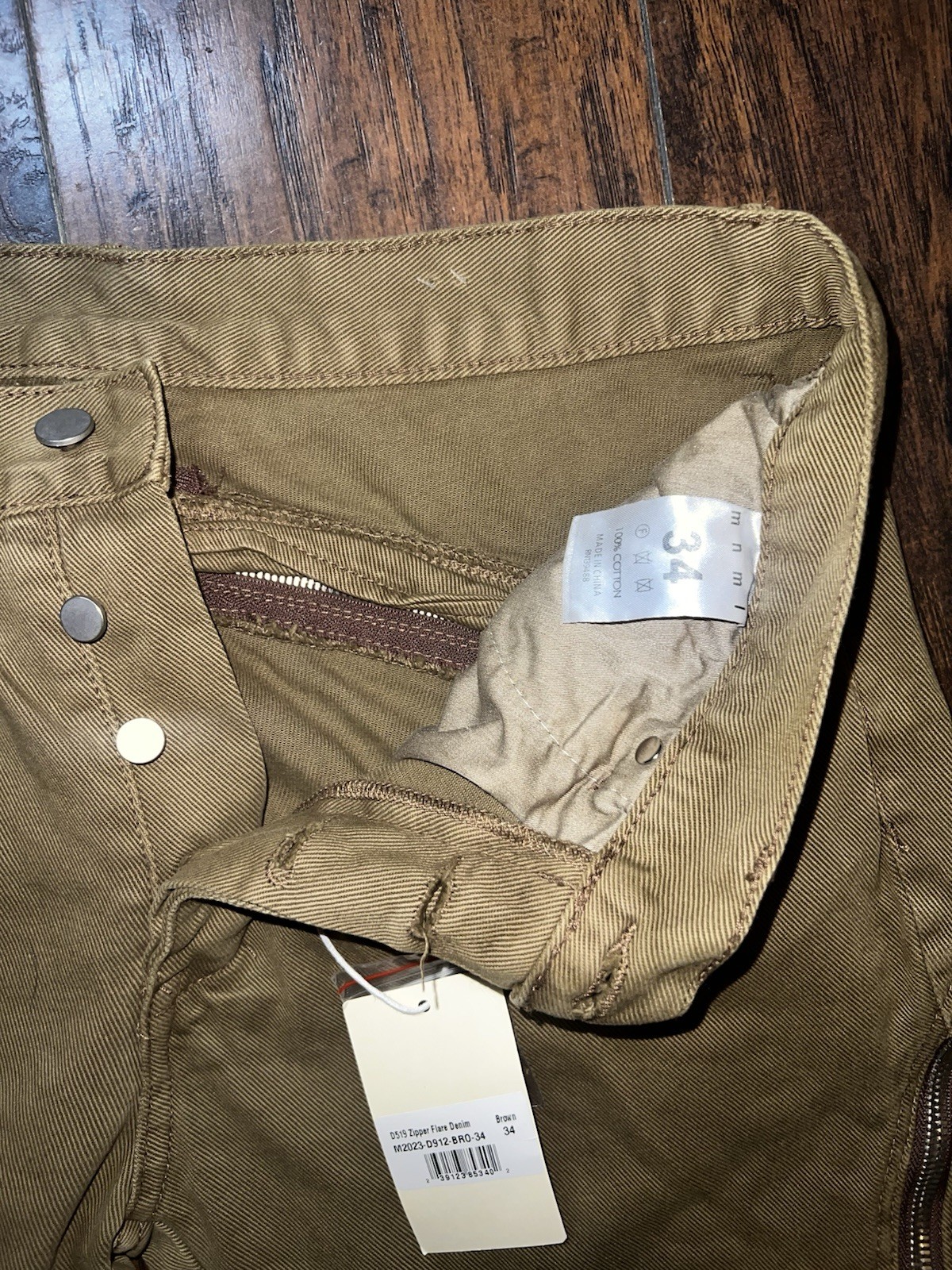 MNML D519 Zipper Flare Denim Size 34 Brand New. Never Worn With Tags