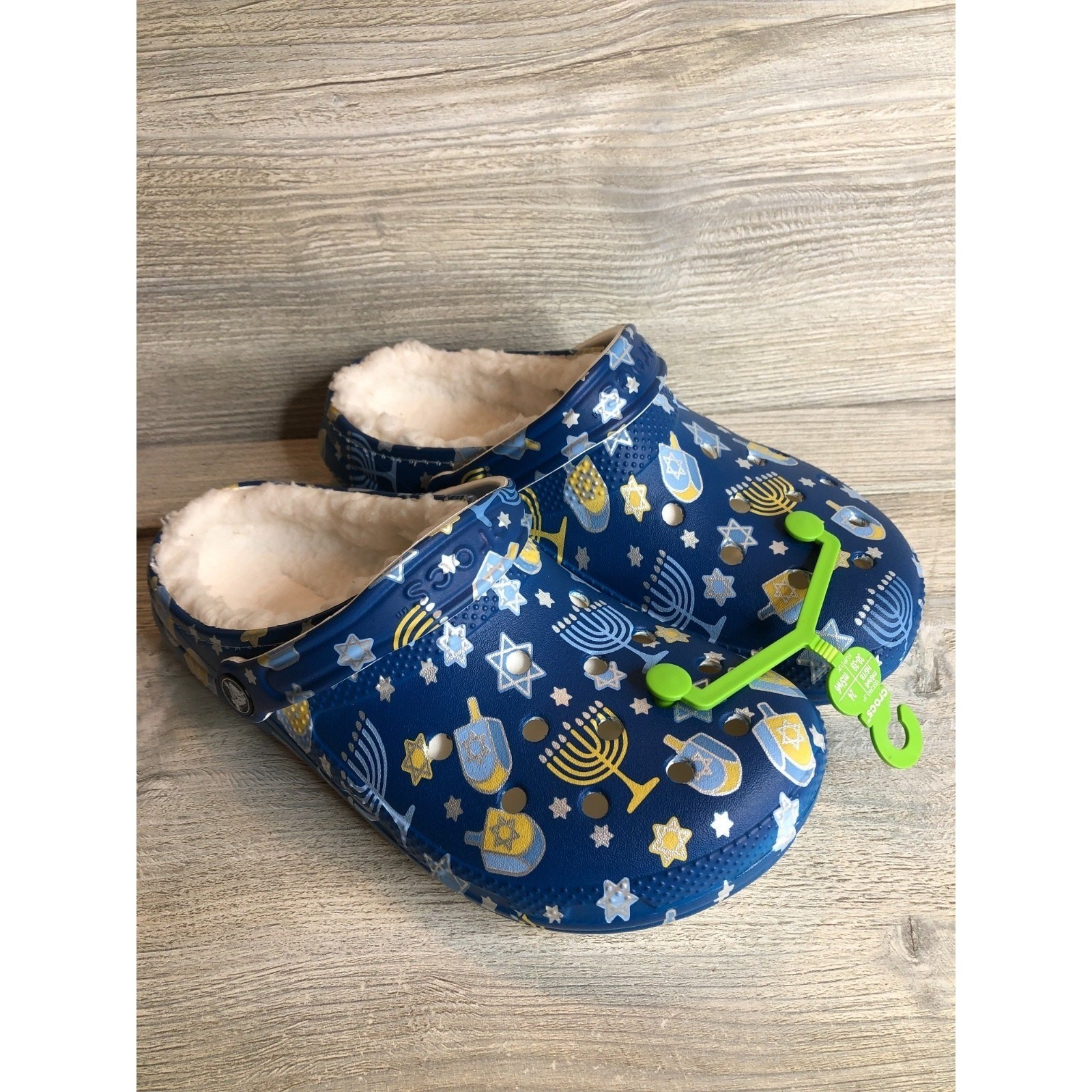 Crocs Classic Lined Holiday Clog Hanukkah 209326-90H Menorah Blue Star M 6 W 8