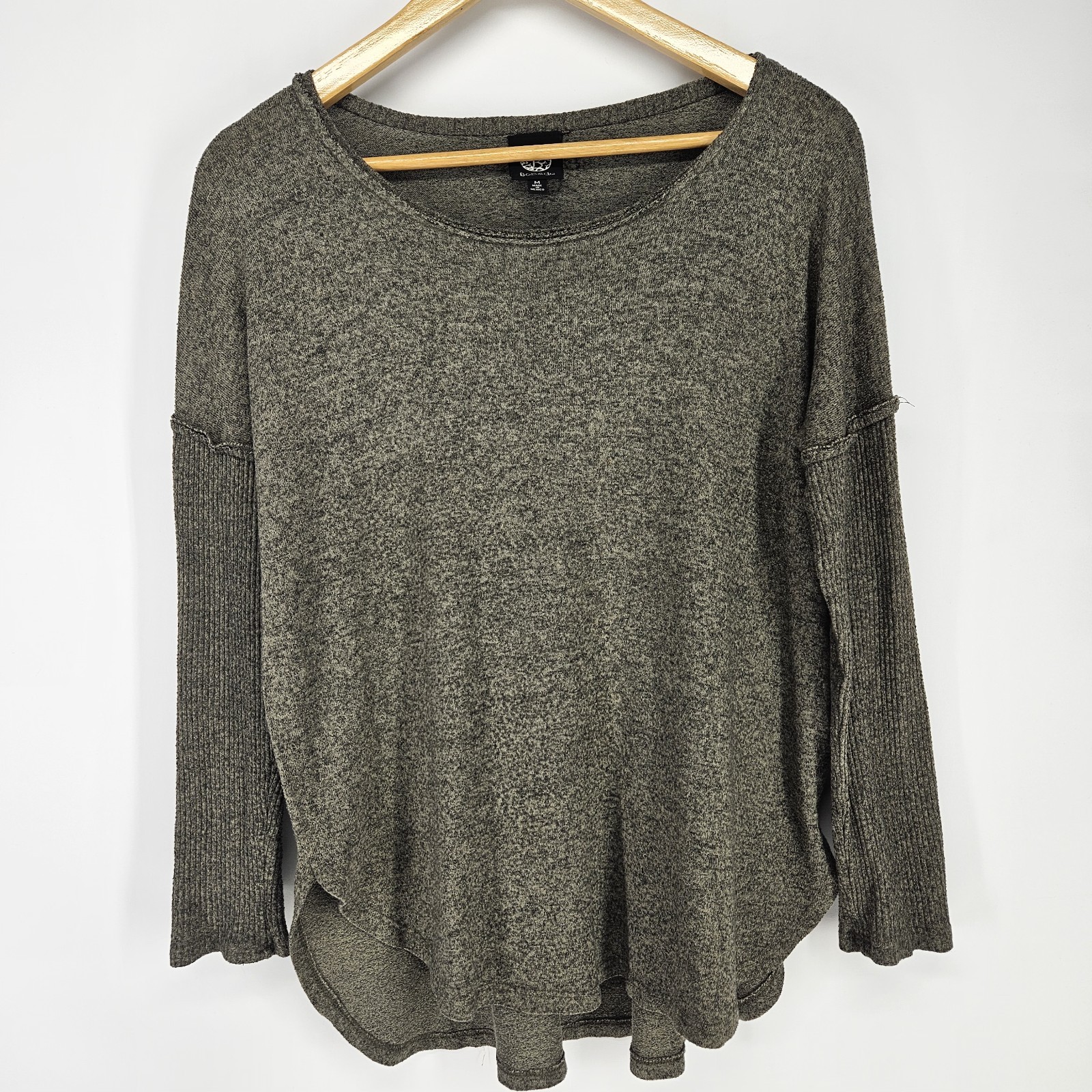 Bobeau Knit Top Womens Medium Olive Green Marled Long Sleeve High Low Scoop Neck