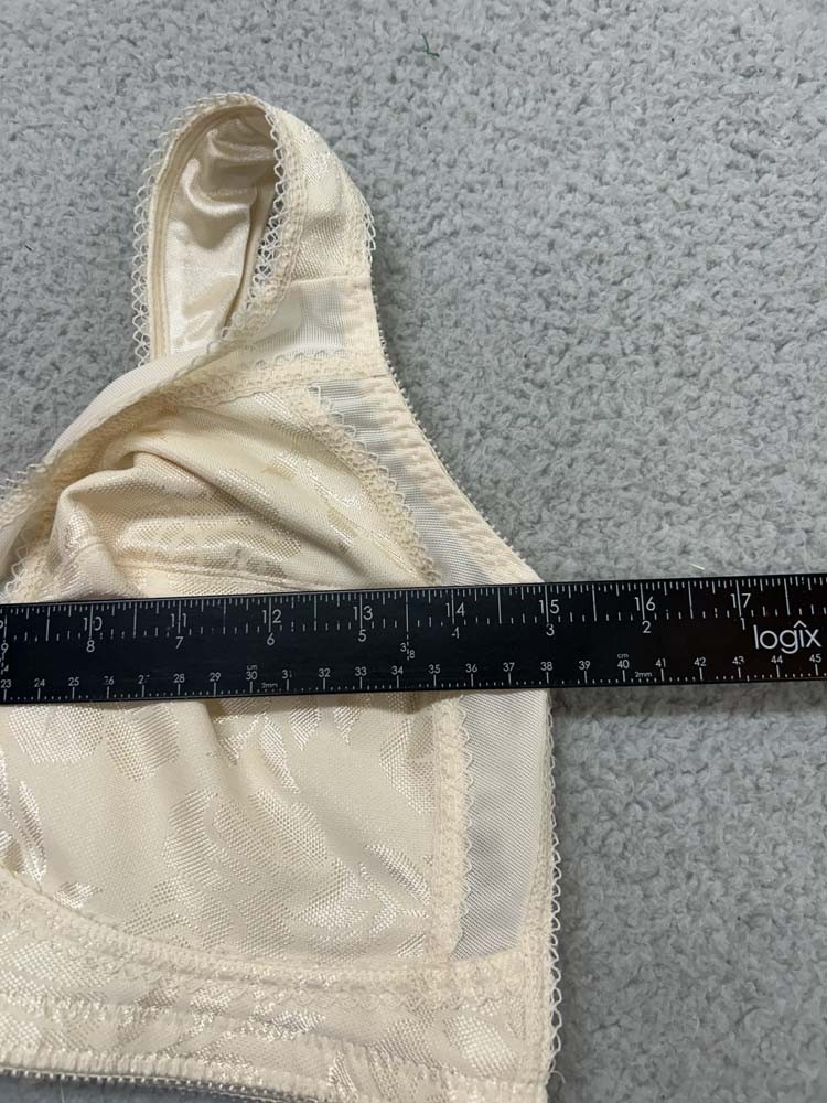 Playtex Bra 38D Full Coverage 4695 Comfort Strap With Front Closure