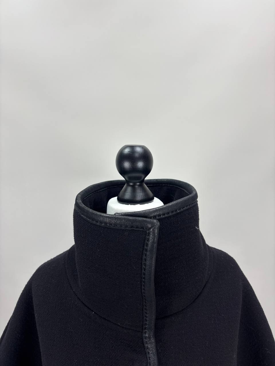 Womens coat Urban Zen Size S/M Color Black Duties Paid (USA)