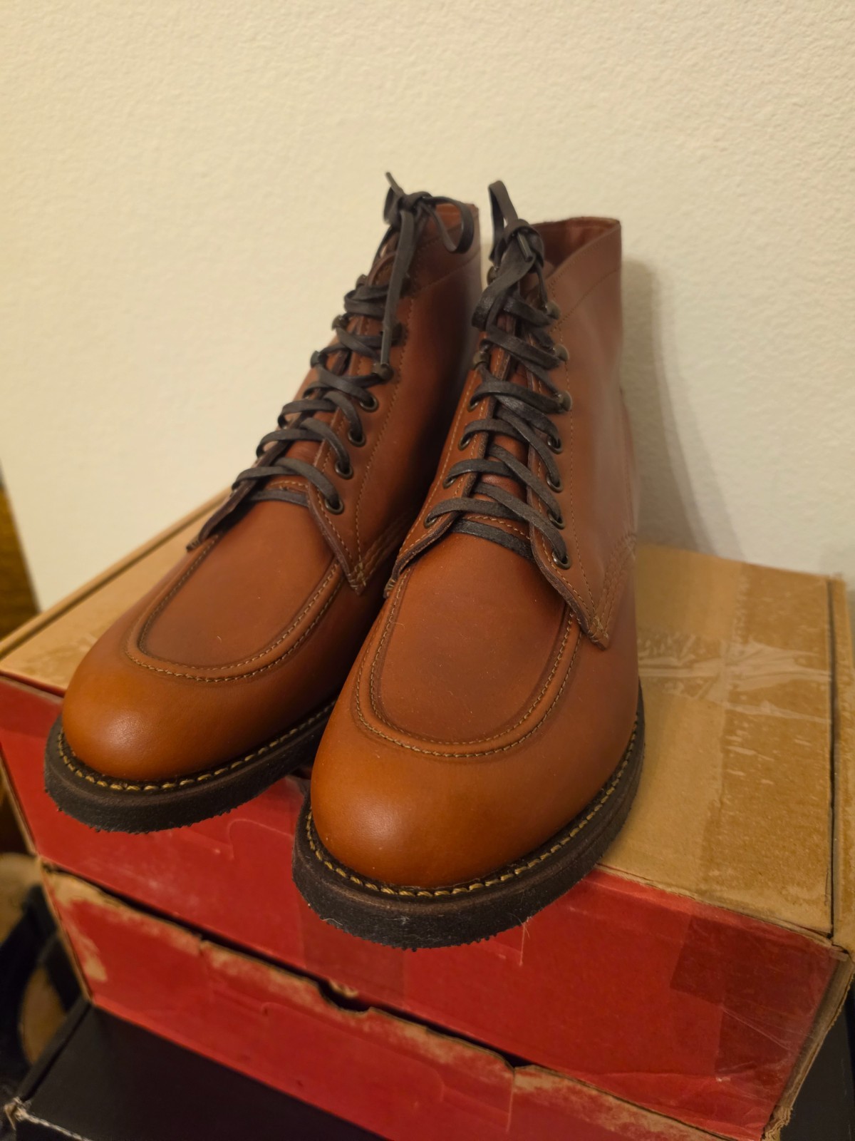 Red Wing 8076 Heritage Japanese Exclusive “Outing Boot” Vibram Iron Ranger 10D