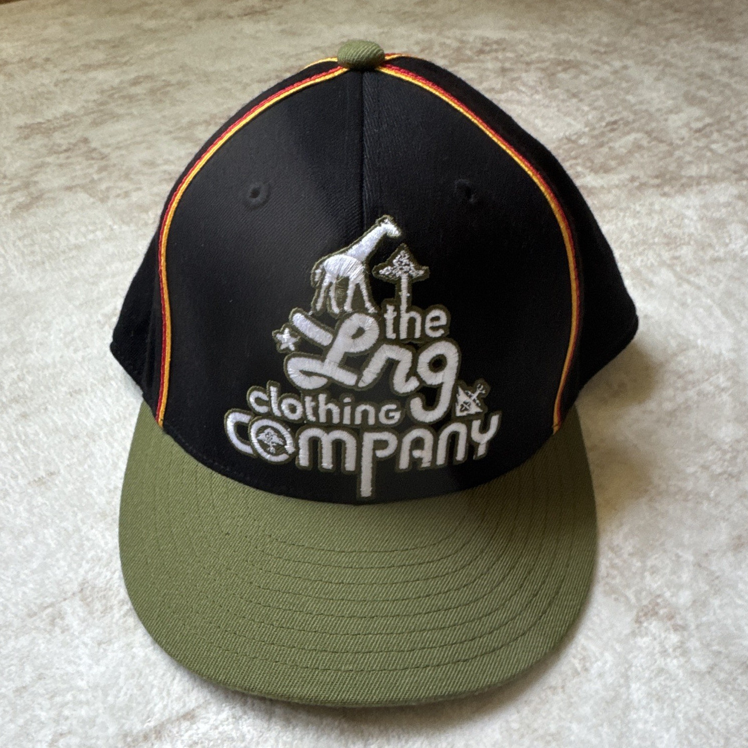 LRG Men’s Fitted Baseball Cap Black/Green Colorblock Size 7 1/4-7 5/8