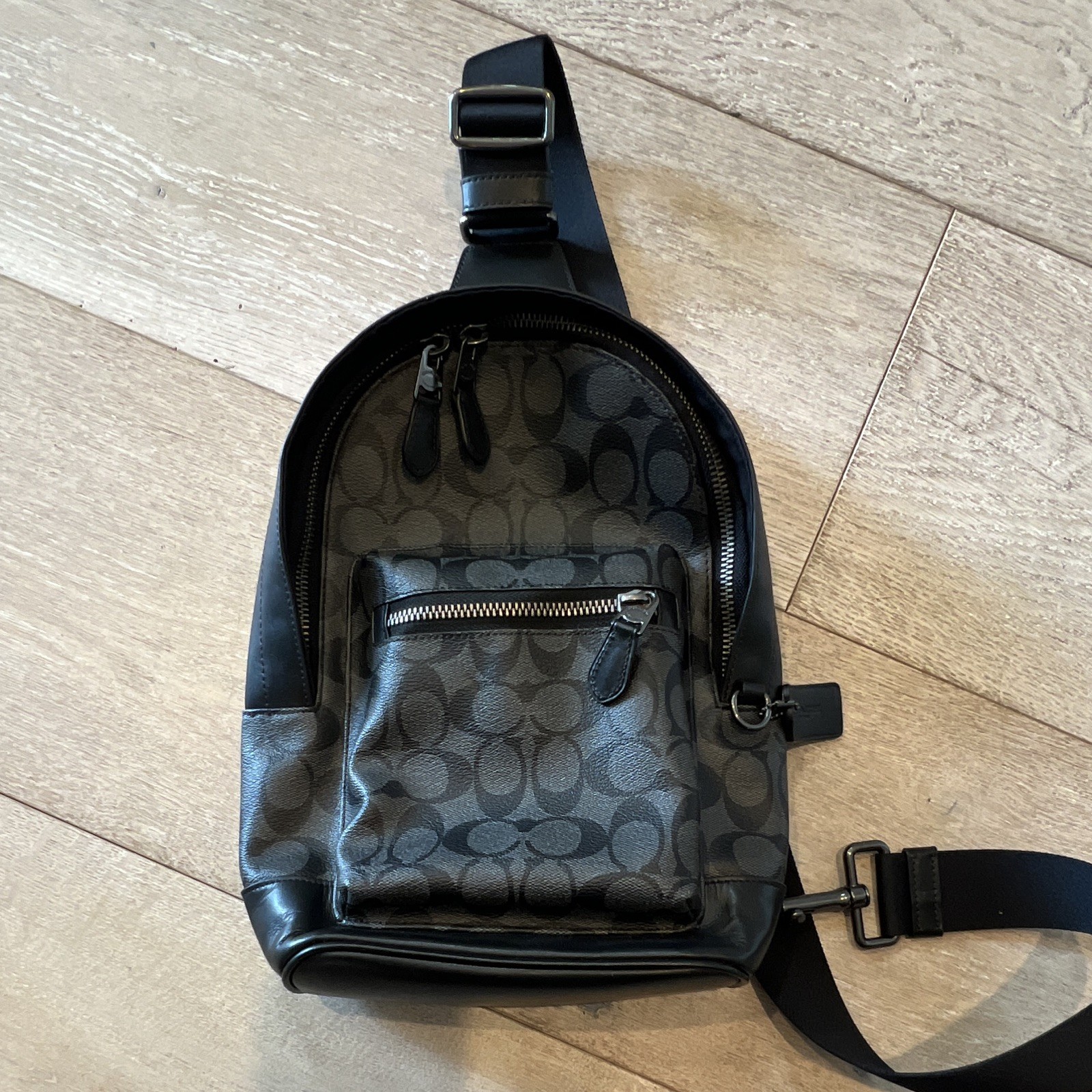 Coach West Pack Sling Crossbody Black Zip Small Adjustable Strap Leather Bag