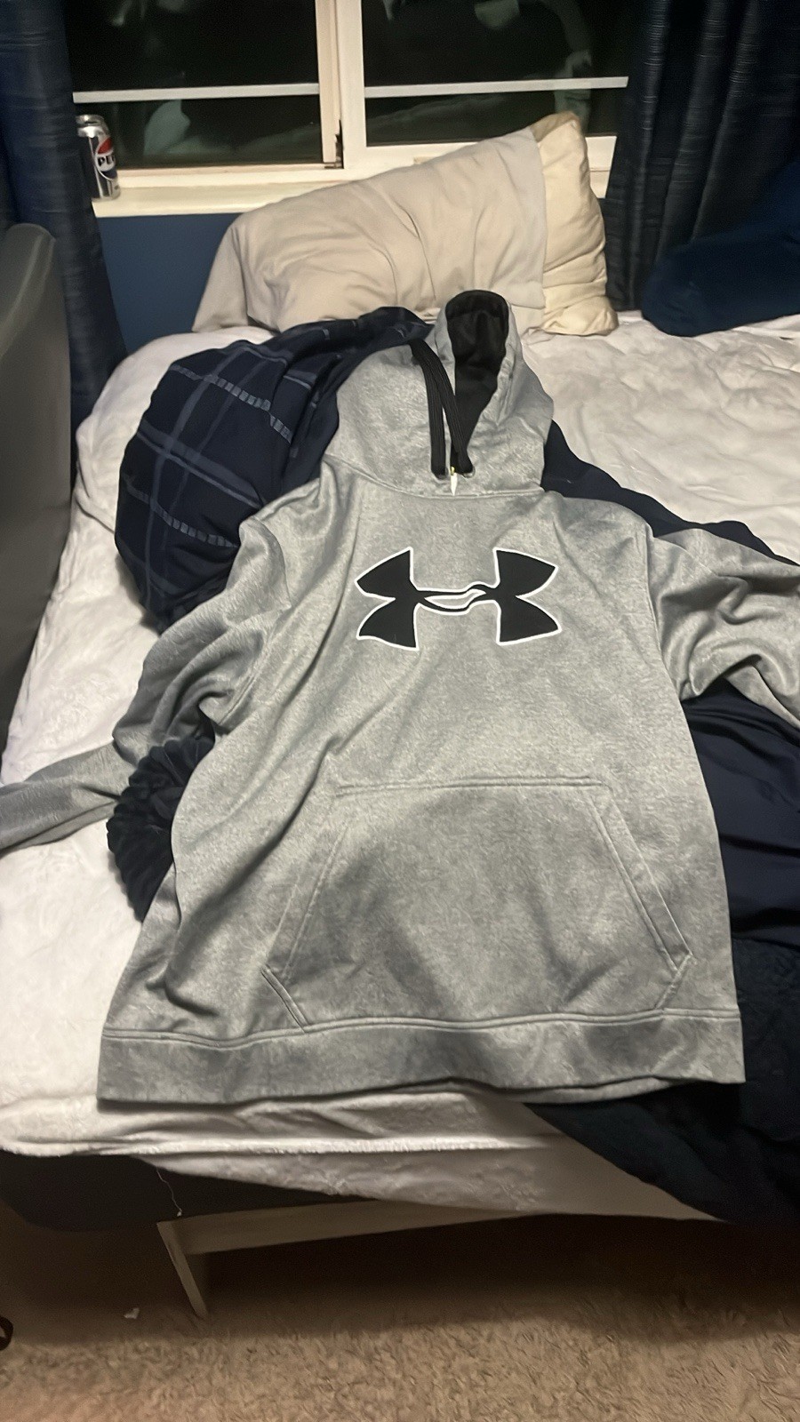 Under Armour Men’s Gray Fleece Pullover Hoodie w/ Pockets Logo Size L/G