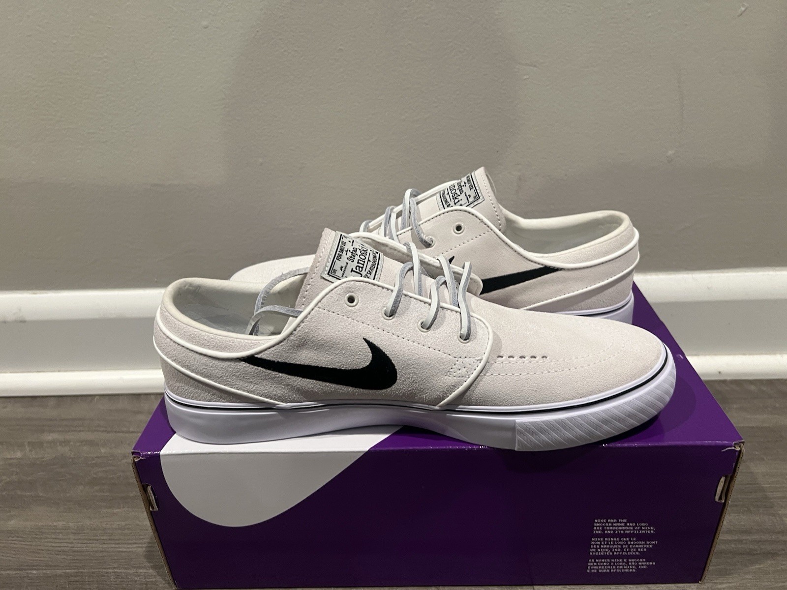 Size 9 Men’s Nike Zoom Stefan Janoski OG+ SB Summit White Skate FD6757 100 $100
