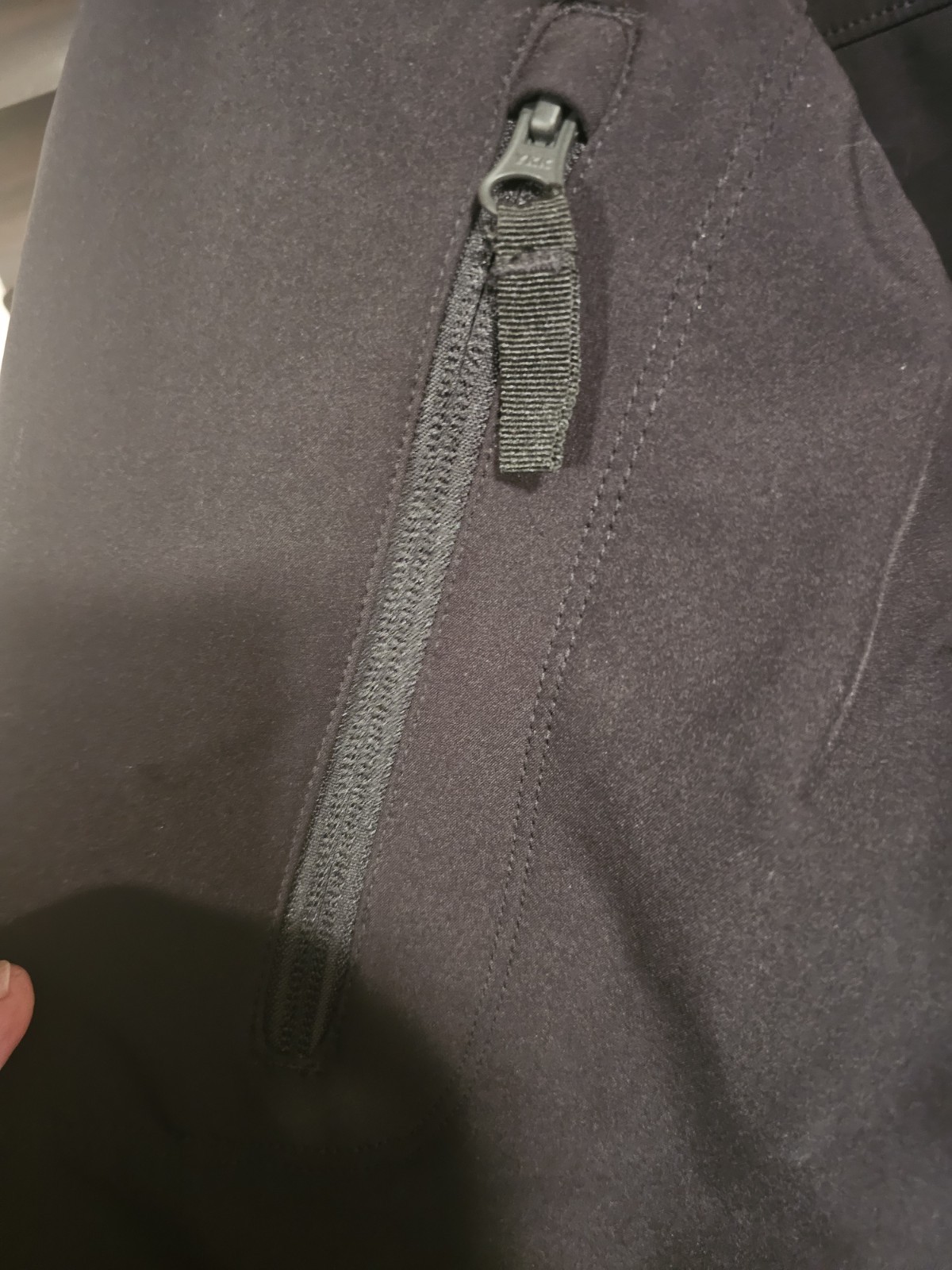 UNDERTECH UNDERCOVER Conceal Carry Tactical Jacket Size XXL Softshell, Cuff Keys