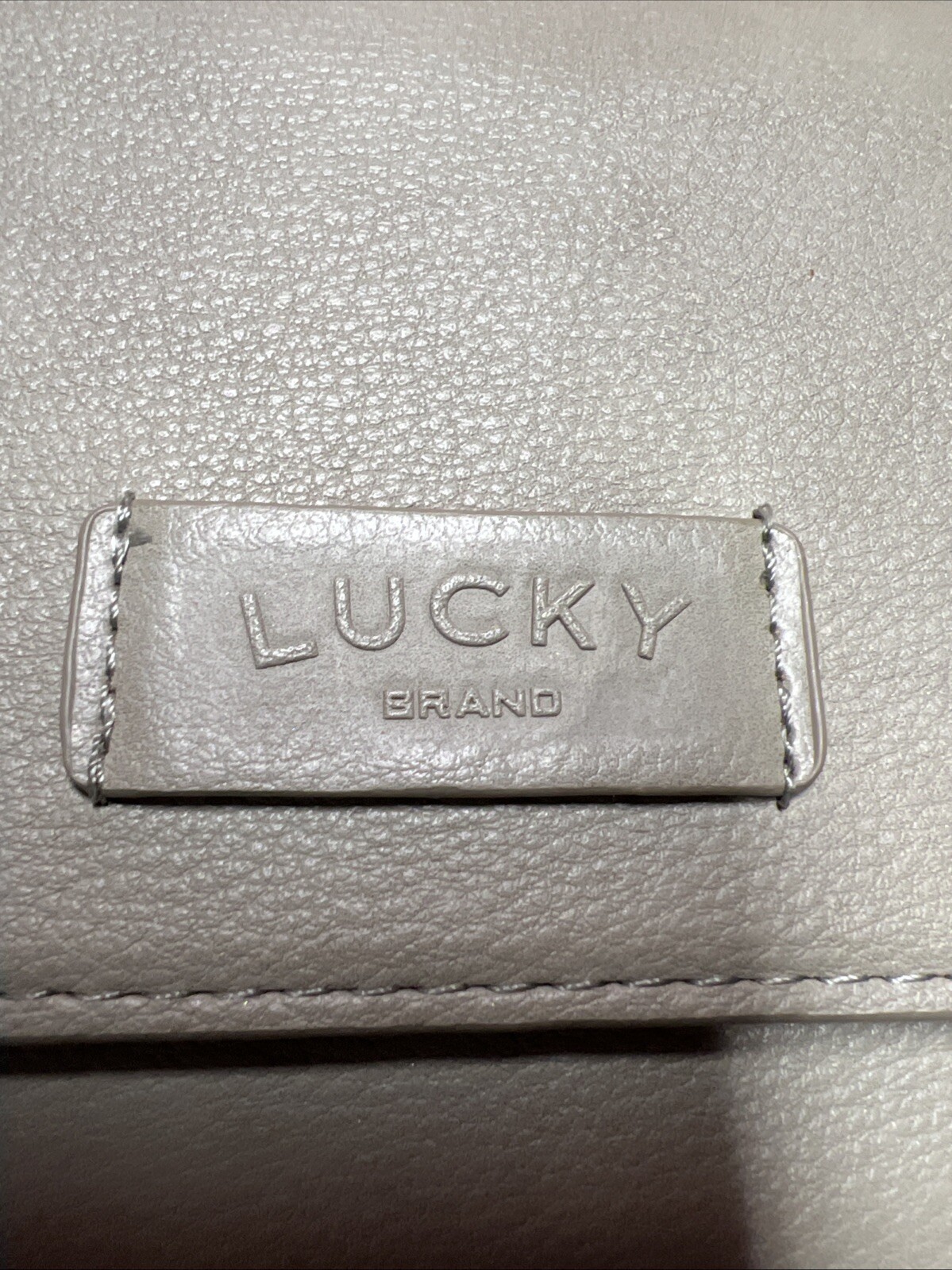 Lucky Brand’s 100% polyurethane crossbody, Removable Strap pre owned snap button
