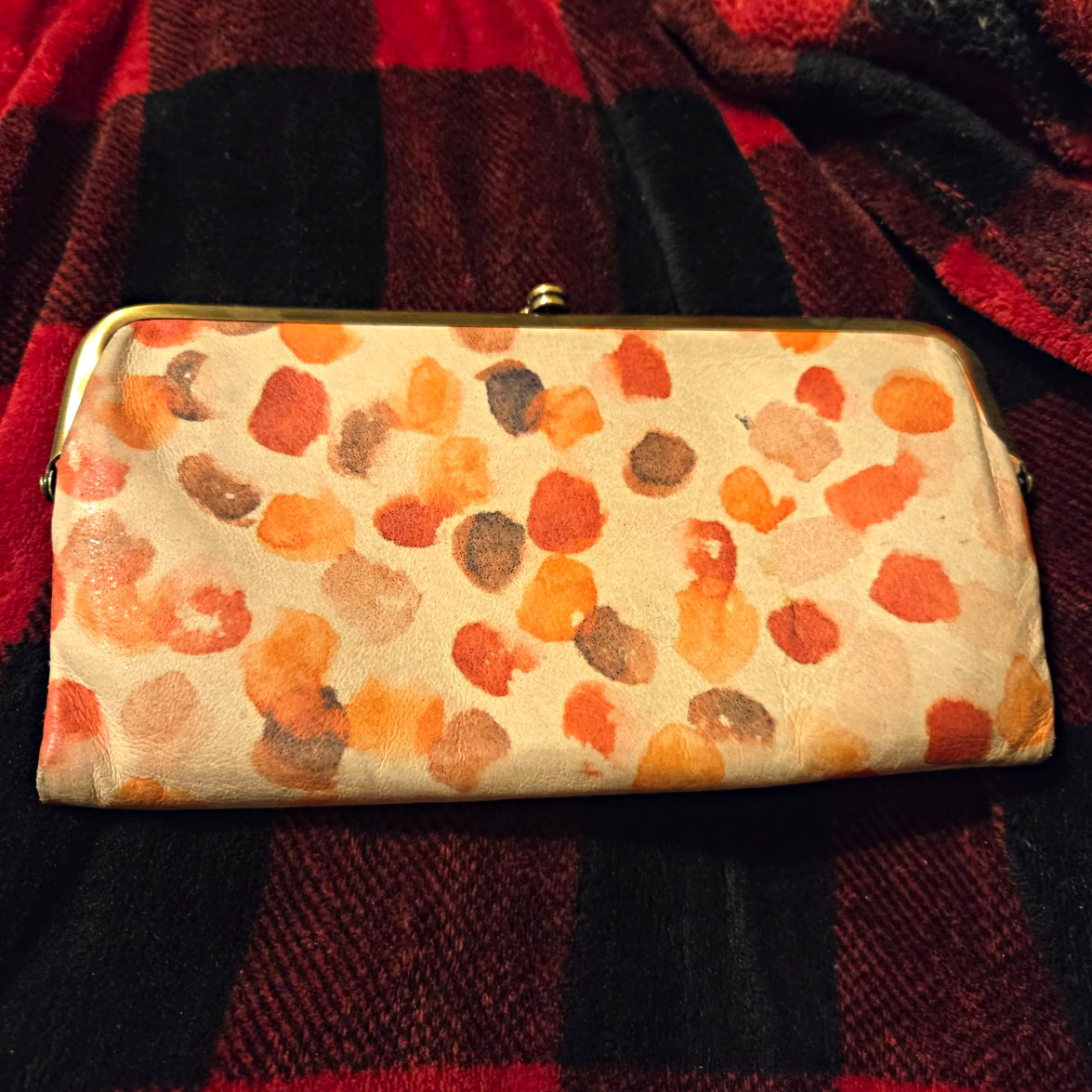 Hobo Women’s Animal Print Wallet Beige Orange Brown Credit Card Slots