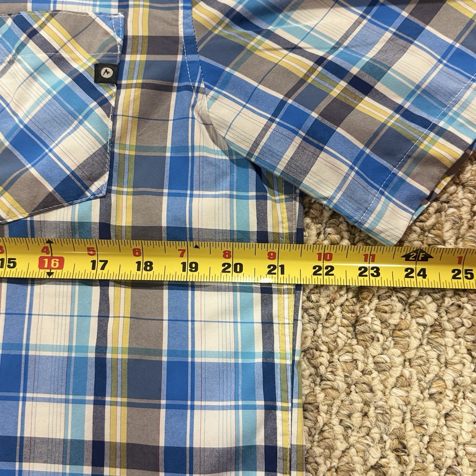 Marmot Men’s Medium Blue Plaid Short Sleeve Button Up Shirt Outdoor Hiking