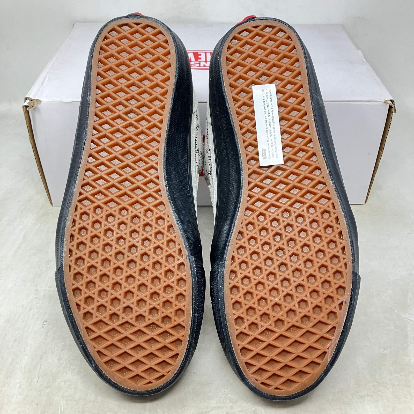 Vans Half Cab Supreme Grid White Brand New VN0A3QPH2YV