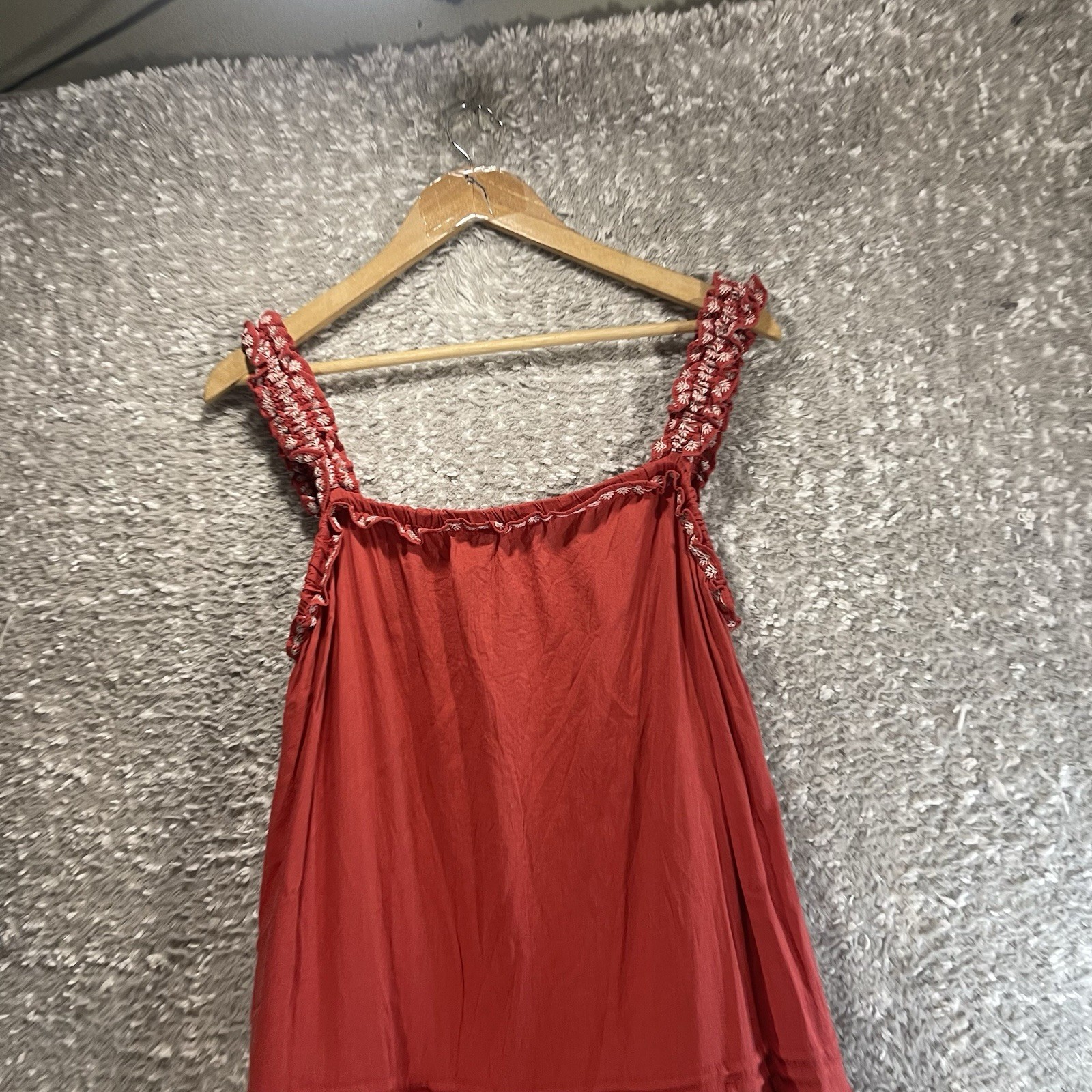 Old Navy Midi Tiered Red Dress L Beach Vacation Preppy Summer Smoked Sleeves