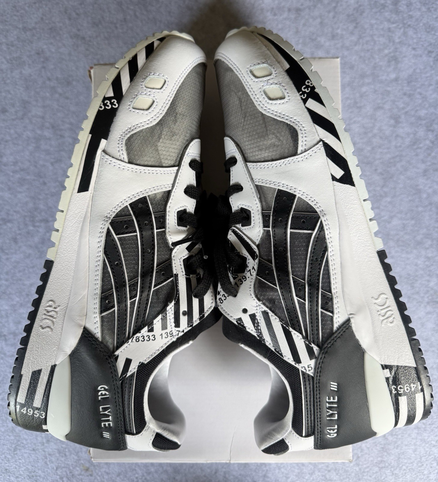 ASICS GEL-LYTE III OG Tokyo / “Barcode” (30th Anniversary) – 11M *BRAND NEW*