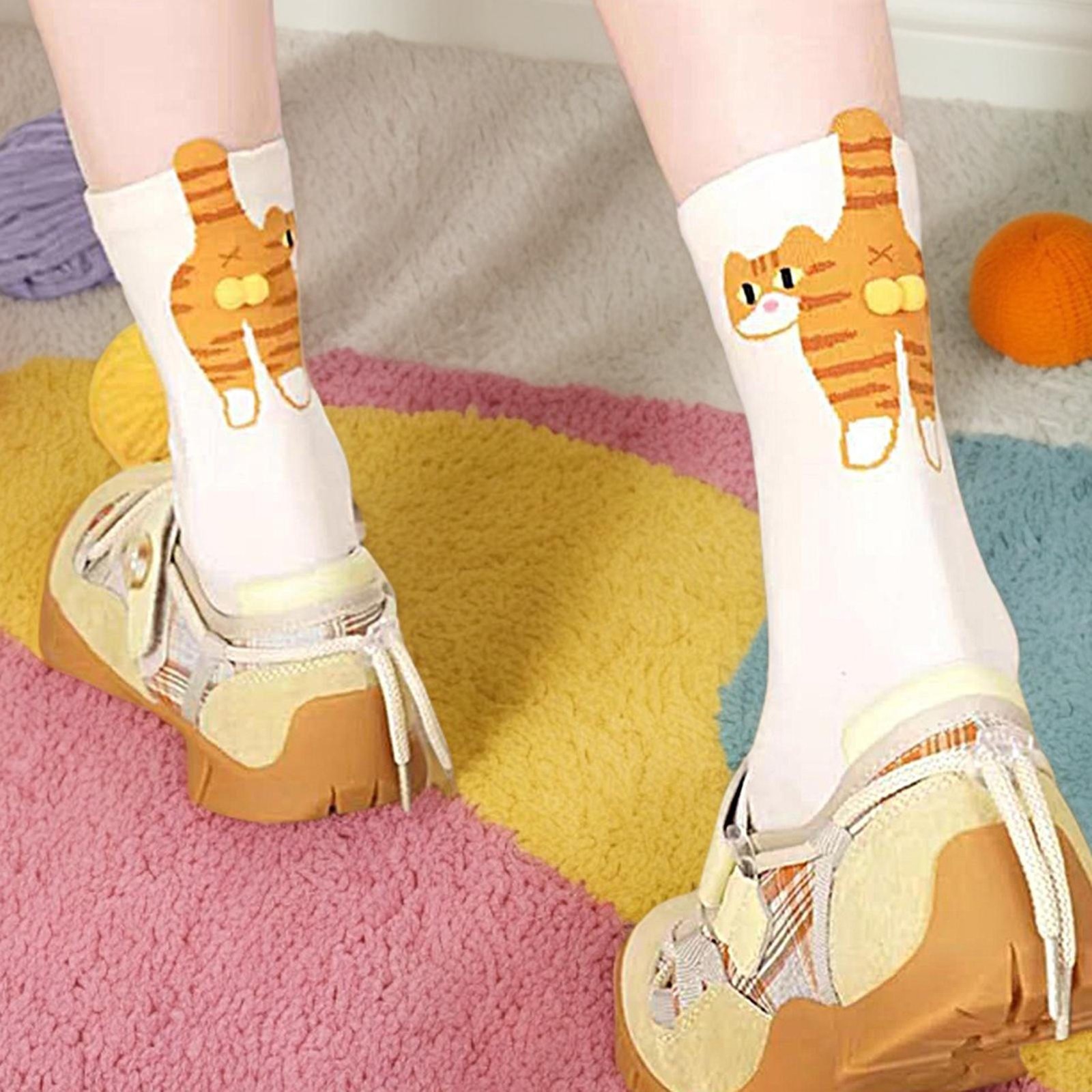 2 Pair Women’s Cute Cat Socks, Funny Novelty Animal Cat with Balls Socks Gift