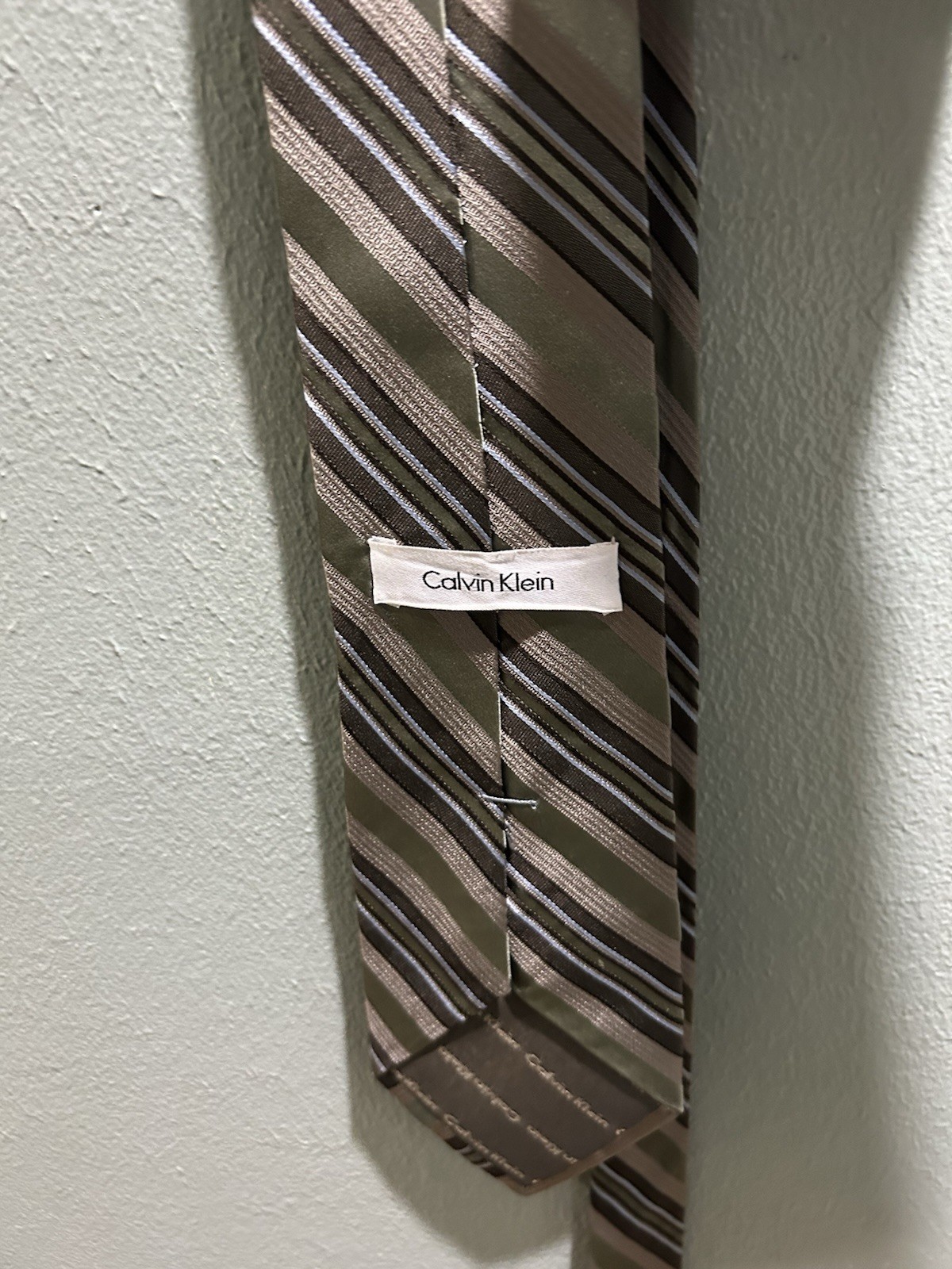 Calvin Klein Men’s Designer Striped Tie, Brown, Woven Necktie