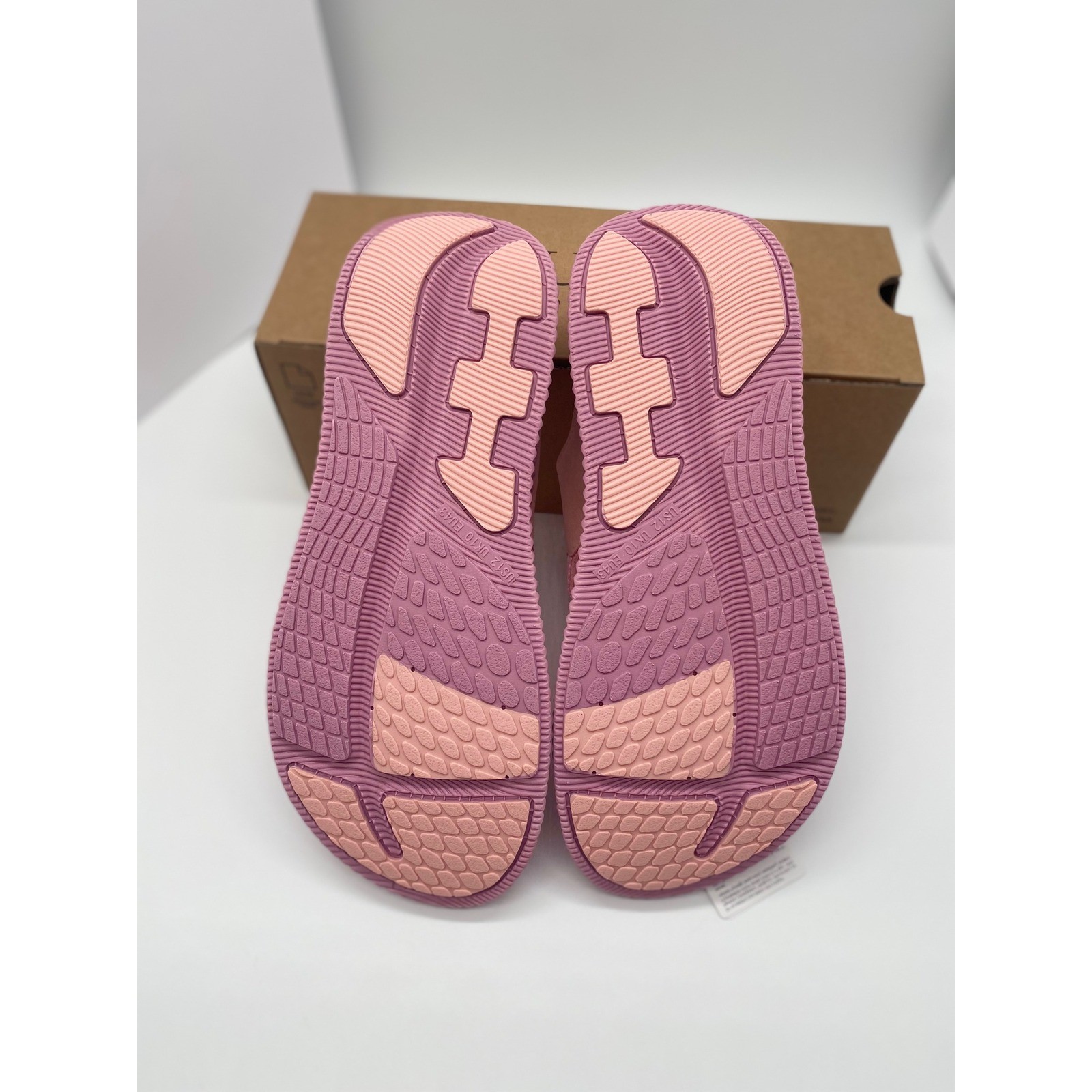 Kuailu Womens Orthopedic Flip Flops Pink Arch Support Recovery Sandals 1.7″ Sole