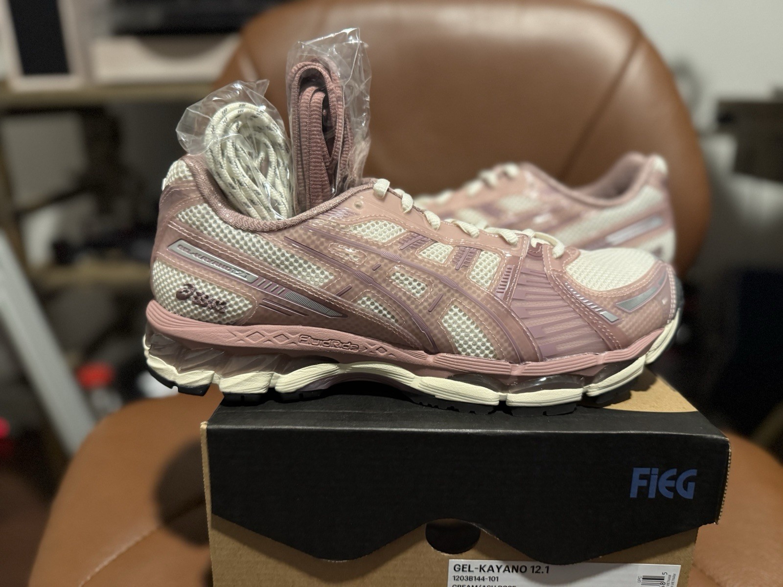 Kith Asics Loyalty Exclusive Gel KAYANO 12.1 Quartz Size 9.5
