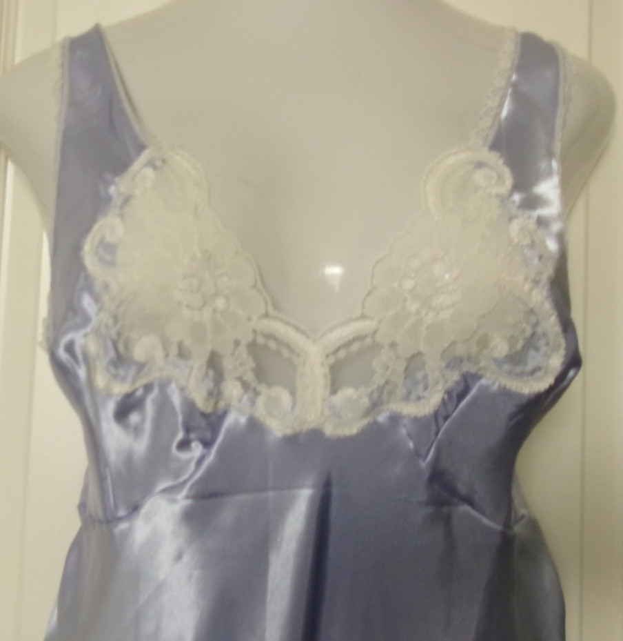 Shadowline Rochele Satin full slip Size 3X Style 27075 Lilac Irregular
