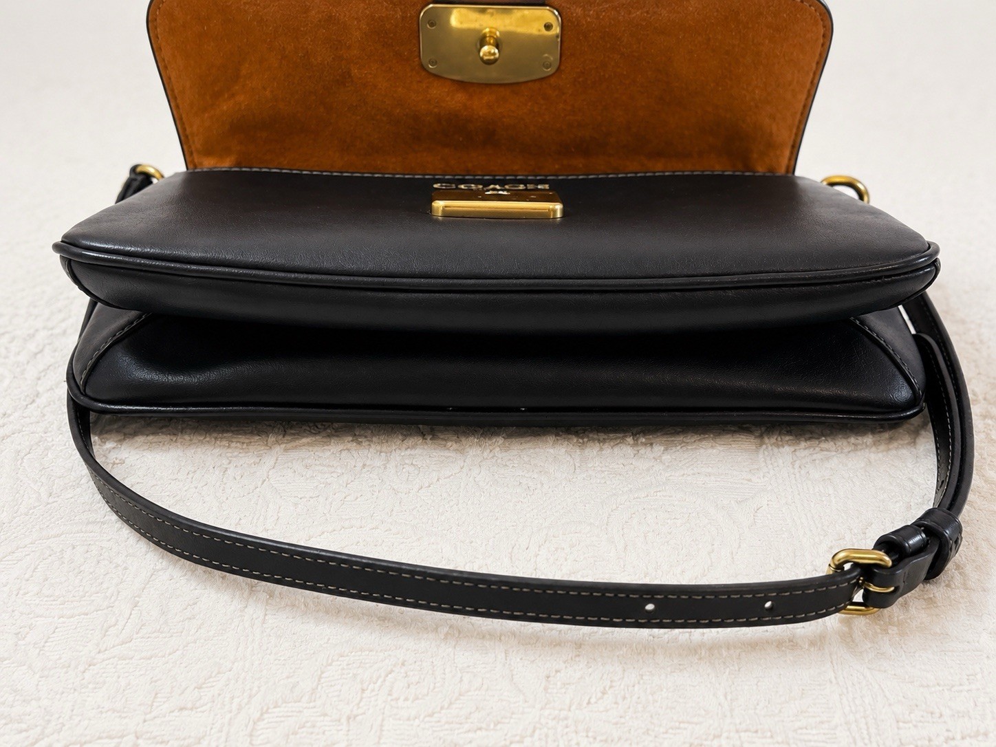 EUC Coach CAM16 Jet Tabby Shoulder Bag In Soft Black Leather