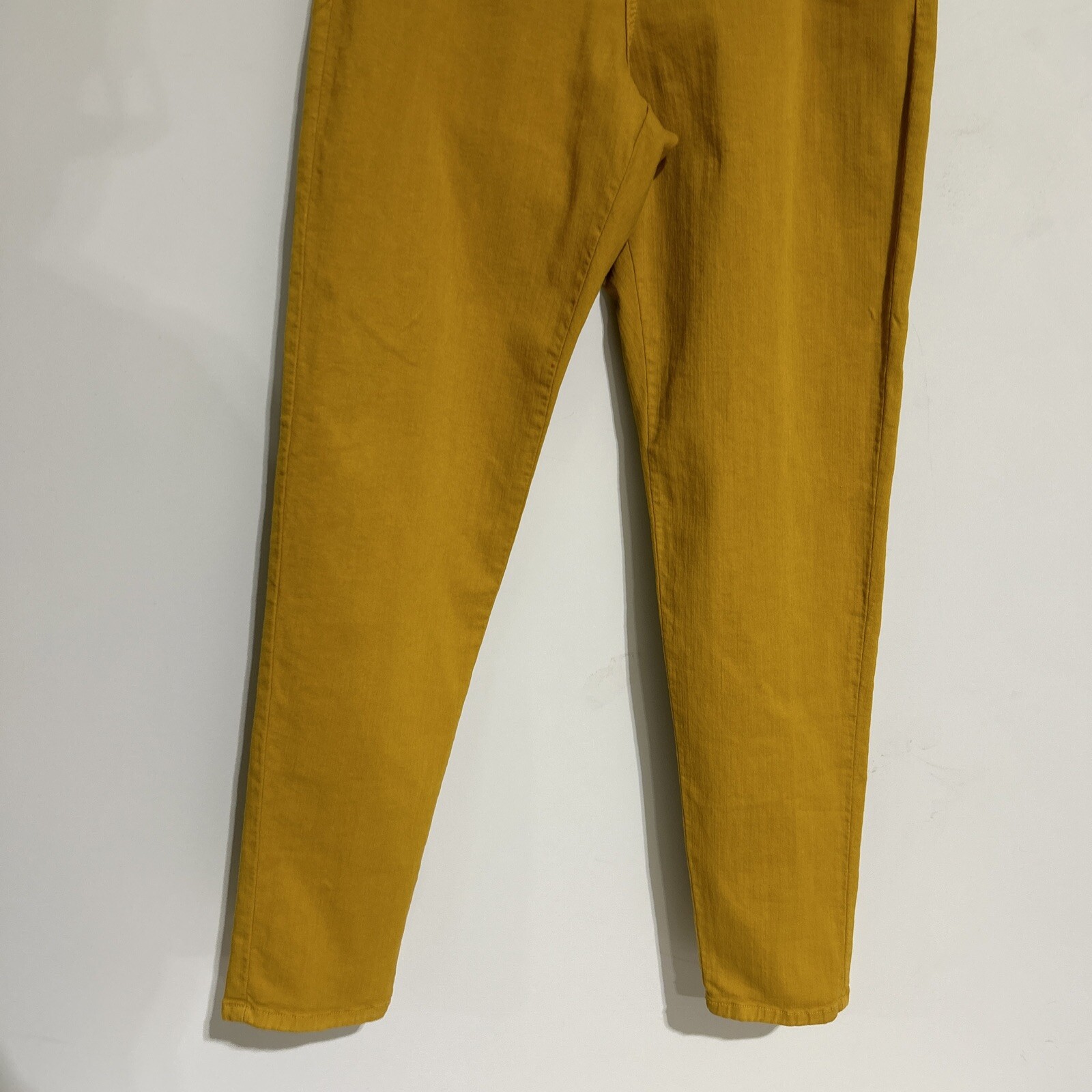 NWT Karen Kane Womens Zuma Crop Jeans AMBER WAVES MUSTARD Size 12 Style 3L82128