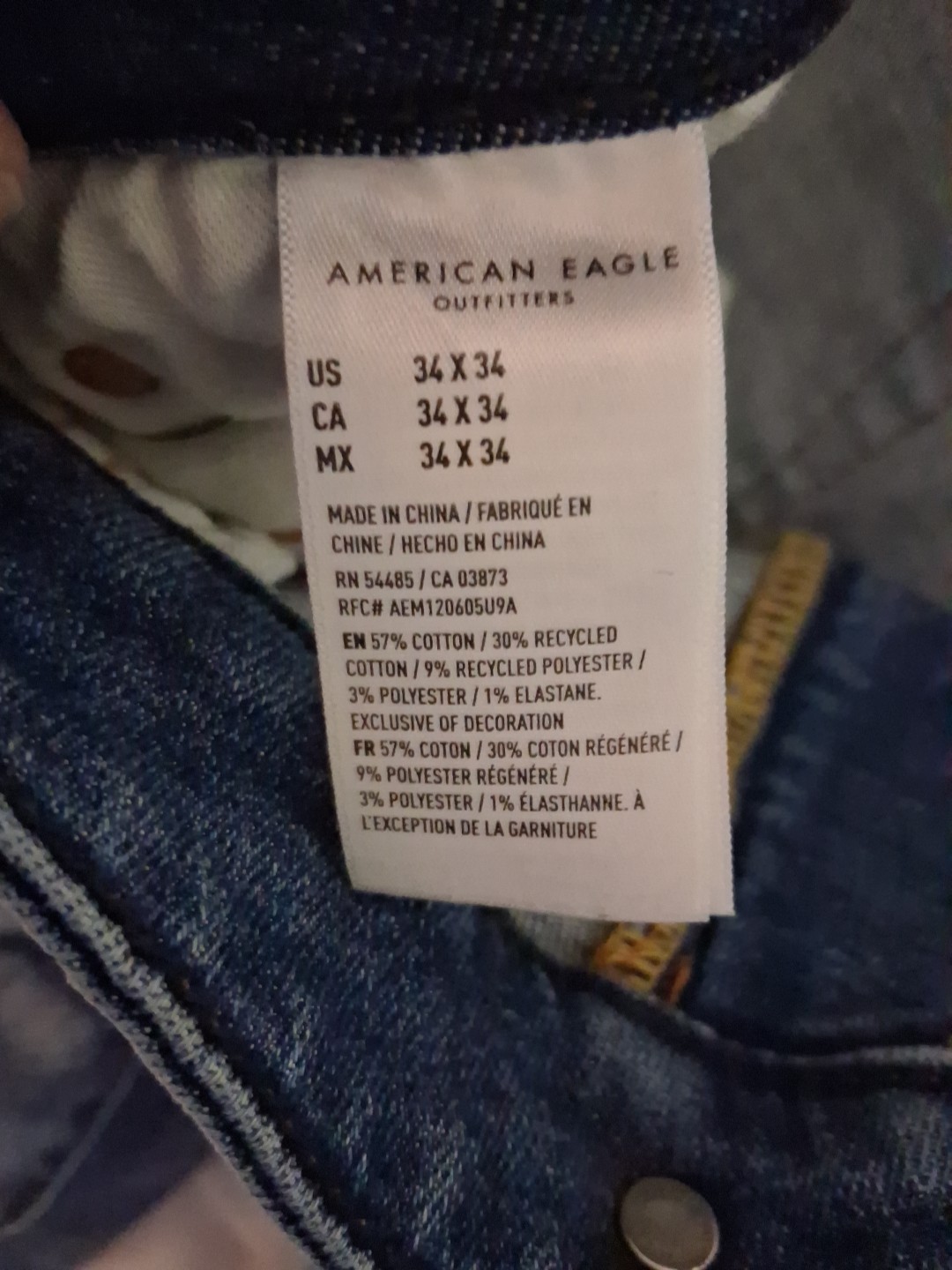 American Eagle Jeans Men’s Original Straight, Air Flex (+) Size 34/33 Destroyed