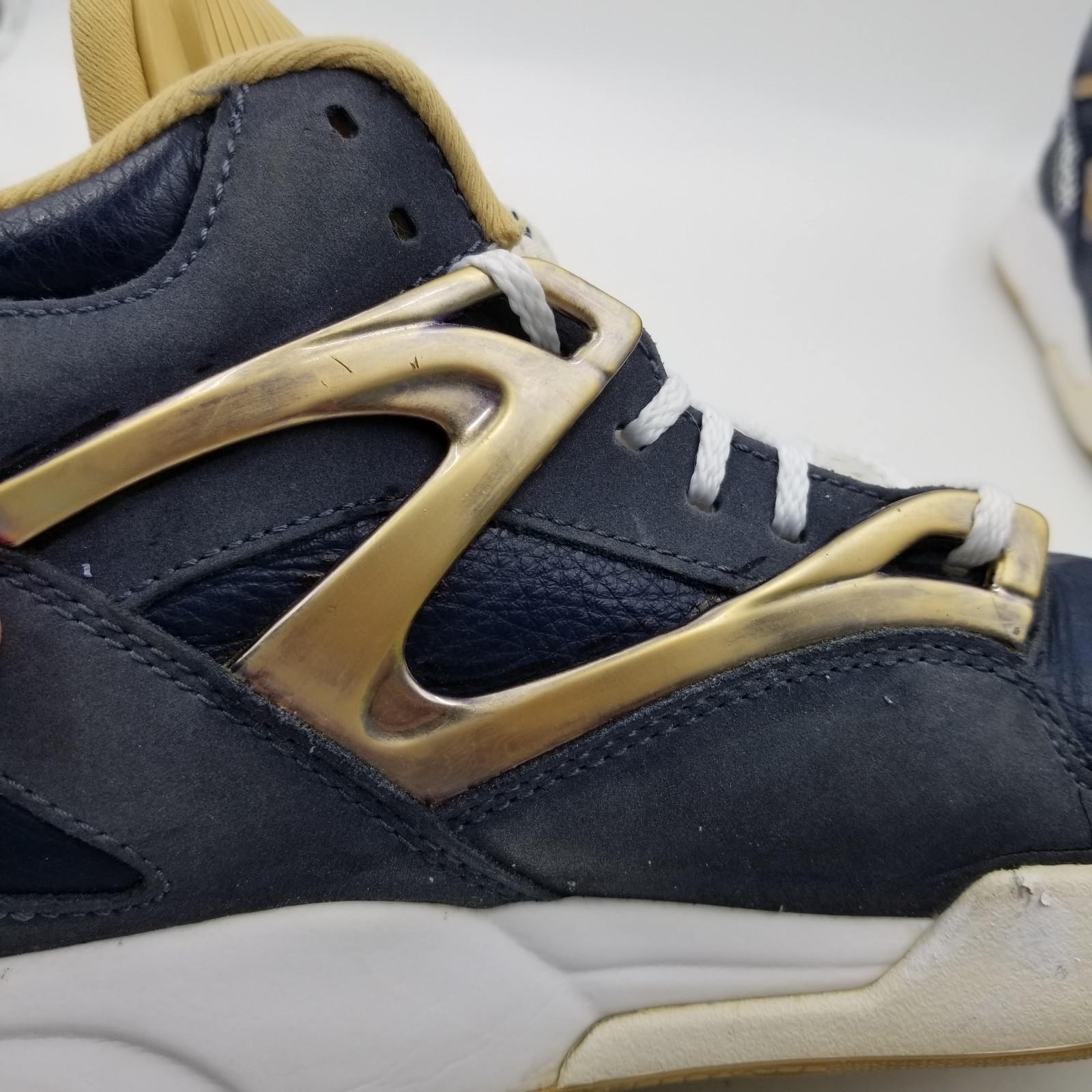 Reebok Pump Omni Lite “Navy Brass” Rare Mens 8.5 Blue Tan