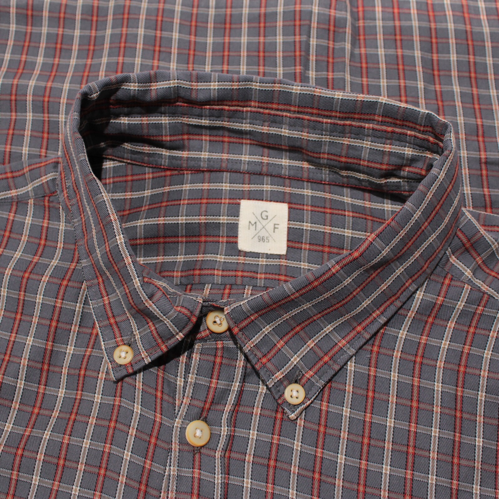 GMF NWOT Dress Shirt Size 46 18.5 in Gray/Tan/Red Check Plaid 100% Cotton