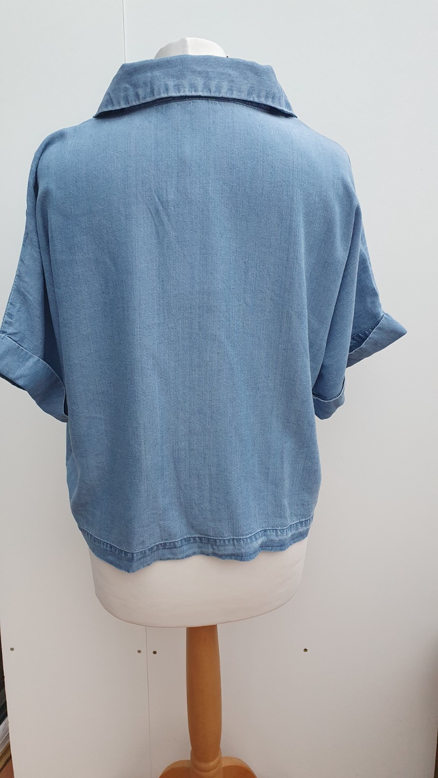 Dannii Minogue Shirt Short Sleeve Tencel Revere Blue New Size 10 Petite