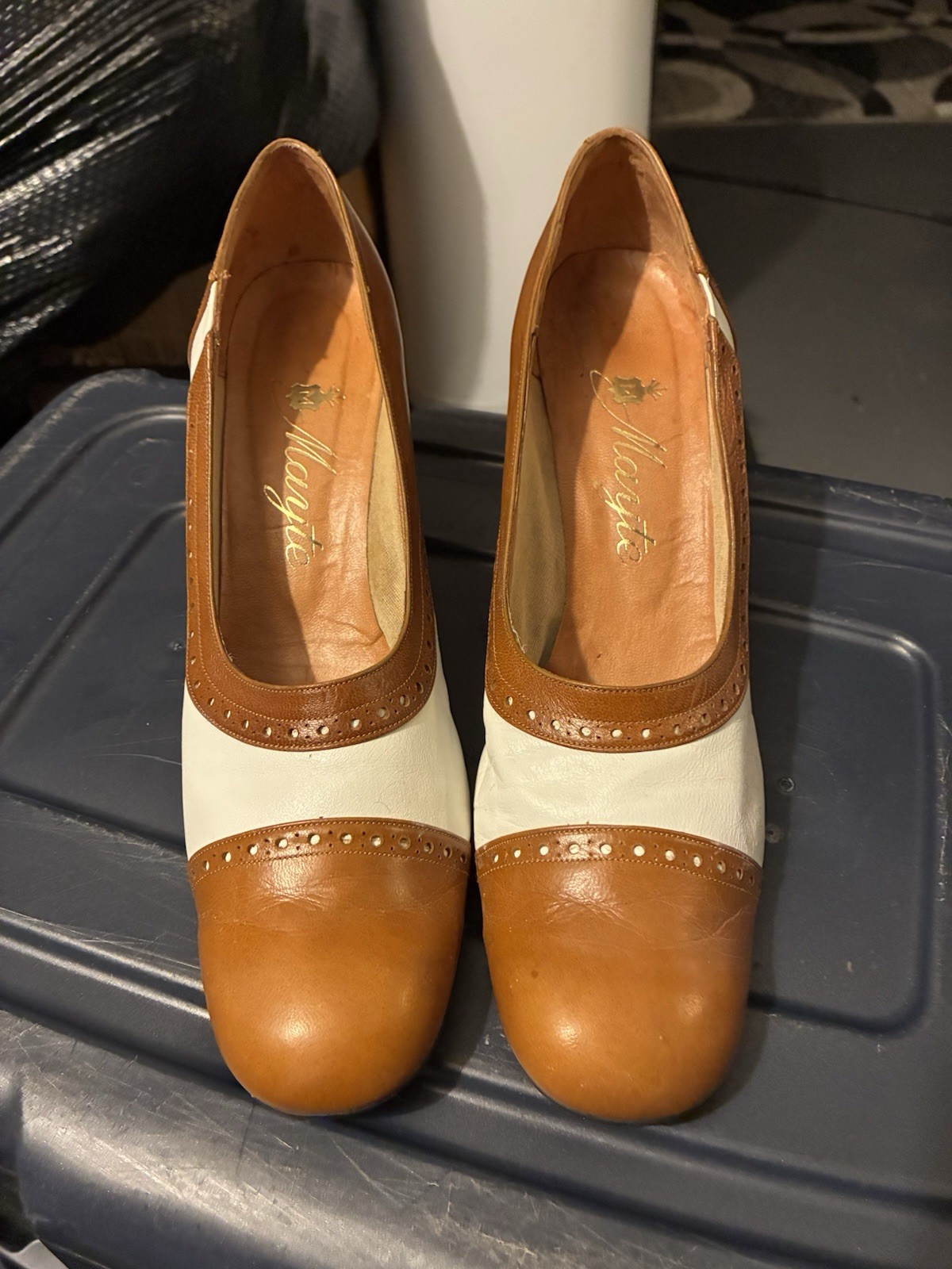 Mayte Brown/Ivory Leather SColorblock Pump Slip On US 10 (see pics!)