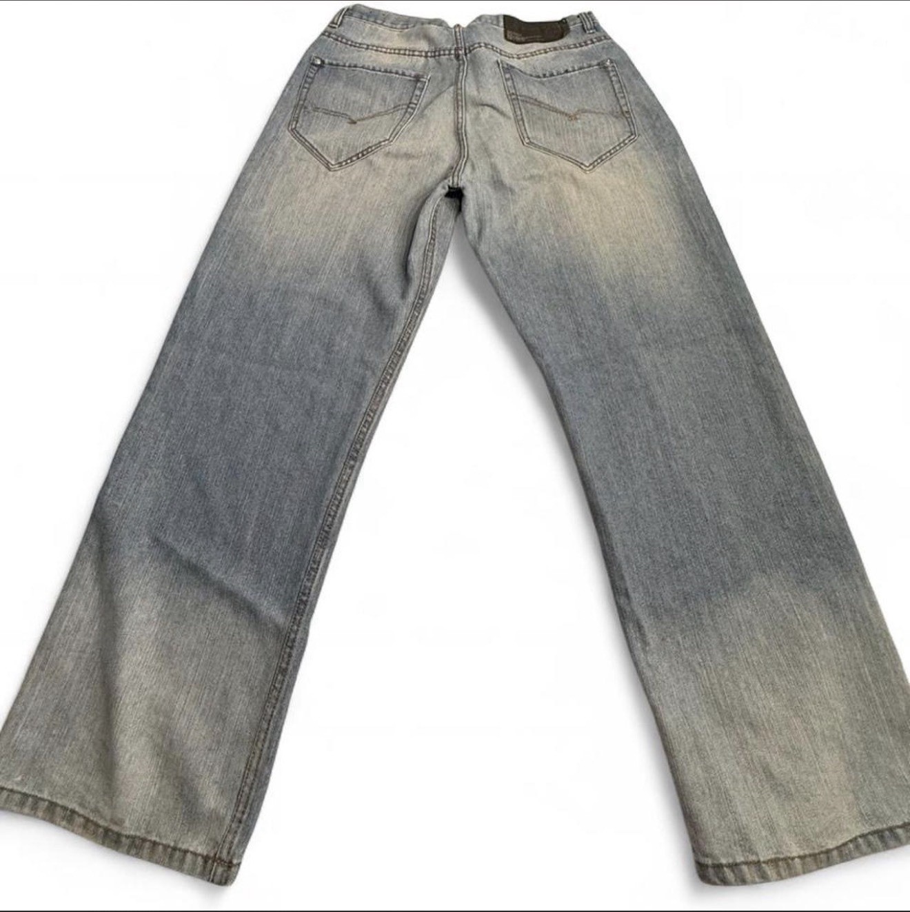 Vintage Rocawear Men’s Bootcut Relaxed Fit Light Wash Denim Jeans 5-Pocket Logo