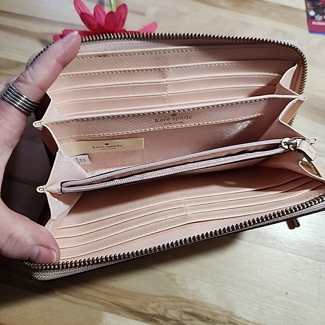 KATE SPADE Leather Zip Around Wallet Pink Peach Large 7.75″
