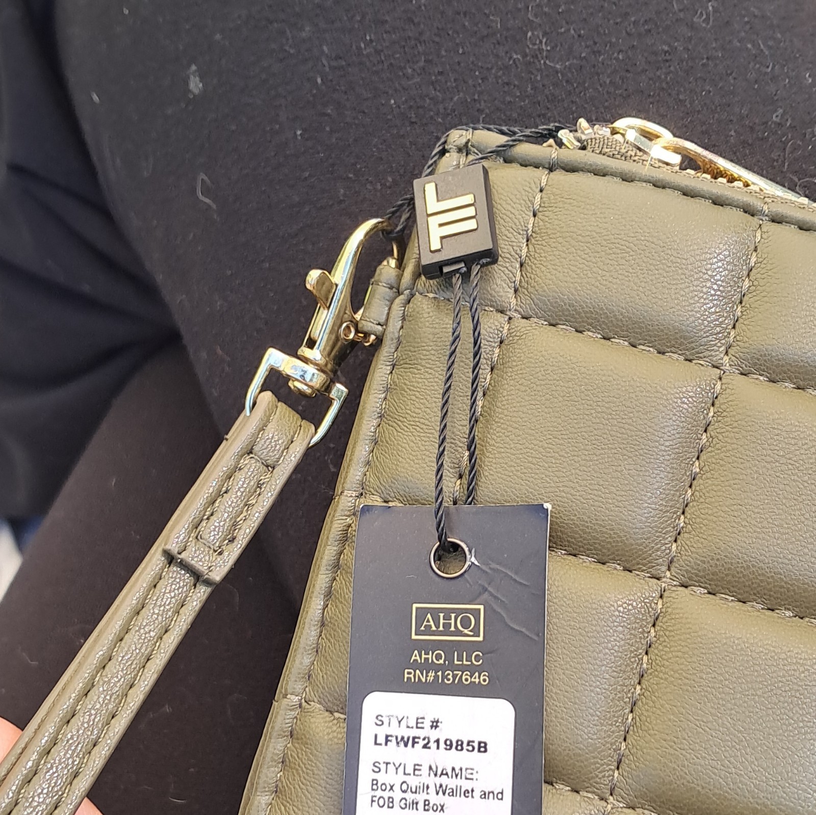 London Fog Green Quilted Zip-Around Wristlet Wallet, Organizer Card Pockets