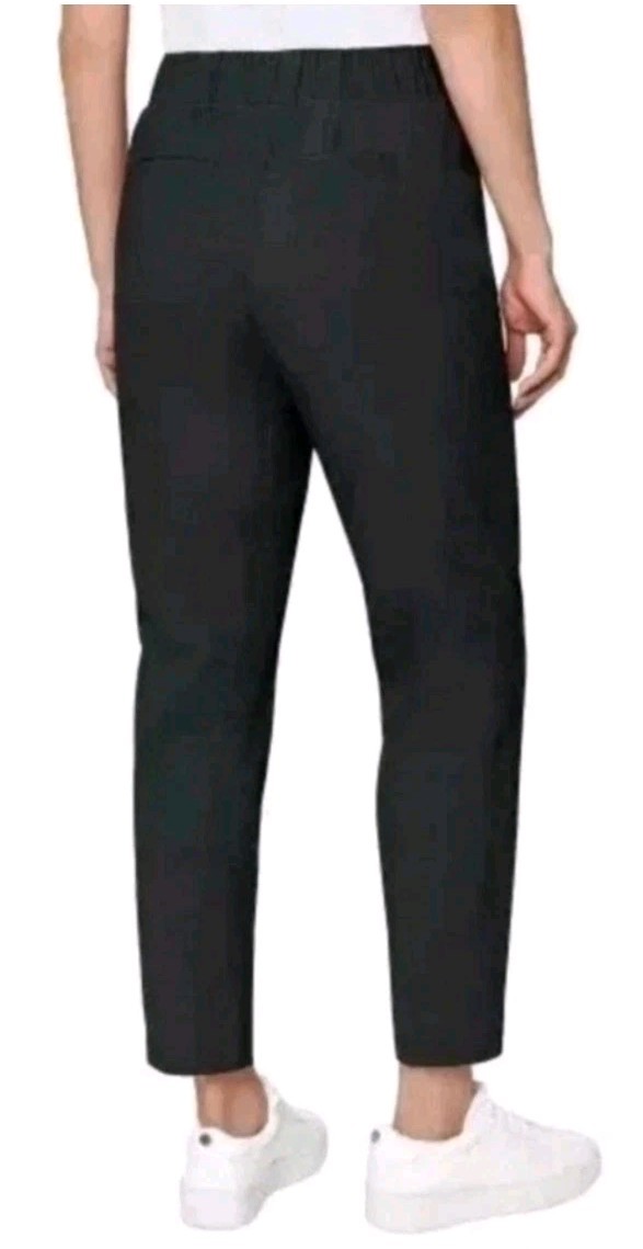 MODERN AMBITION LADIES HIGH-RISE STRETCH PANT. 2 FRONT AND 2 BACK POCKETS.
