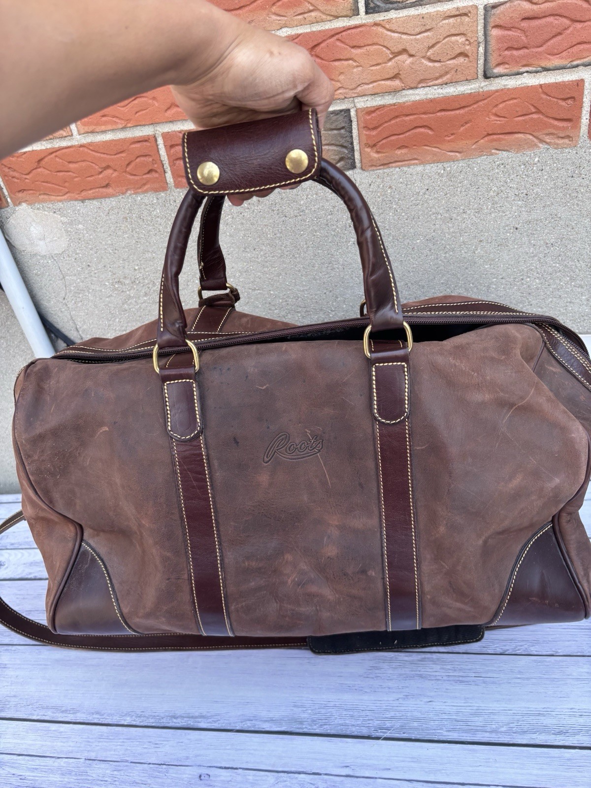 VINTAGE ROOTS X FORD BROWN LEATHER DUFFLE BAG