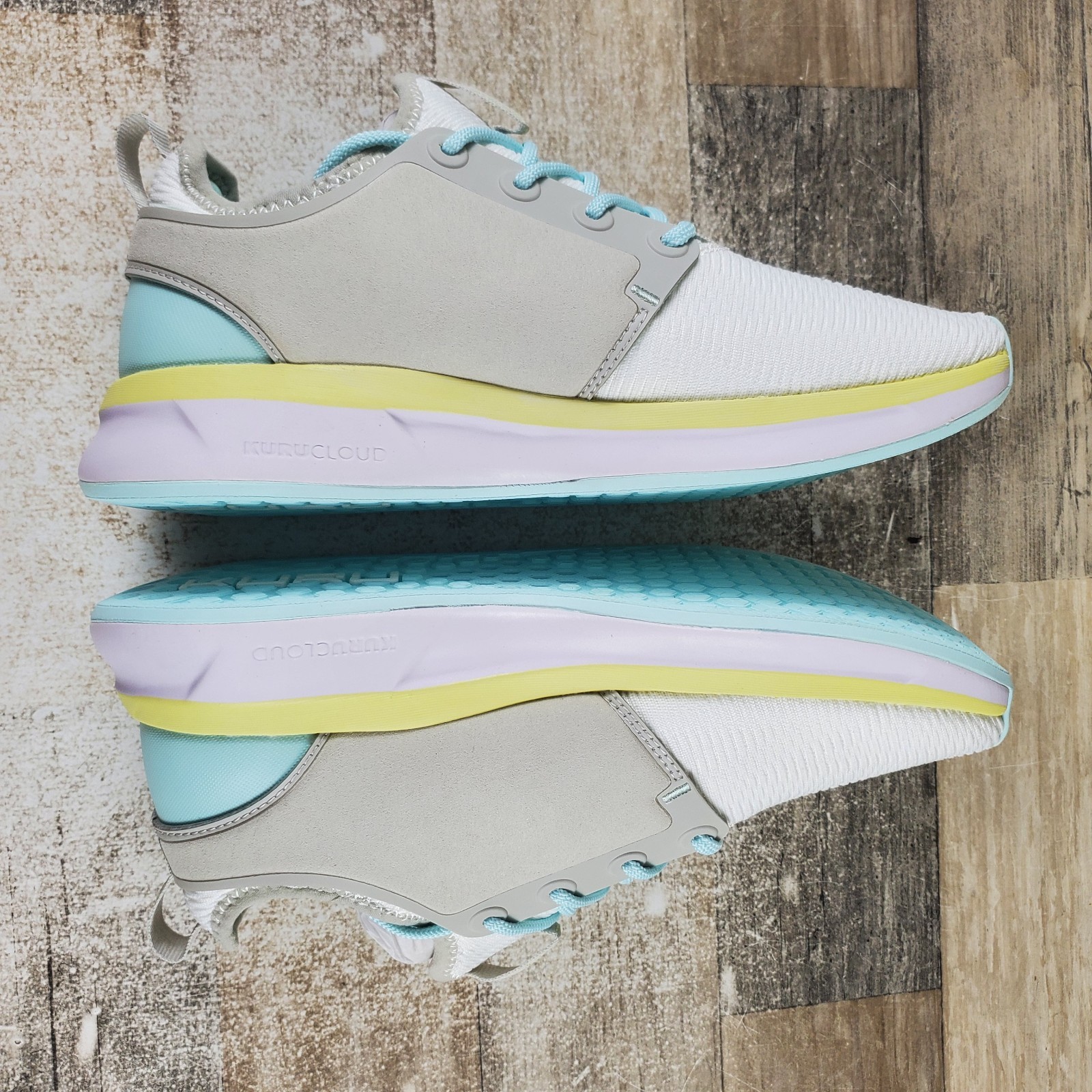 Kuru Atom Womens Shoes Sz 7.5 M Running Bright White Ice Blue Lace Up Sneakers