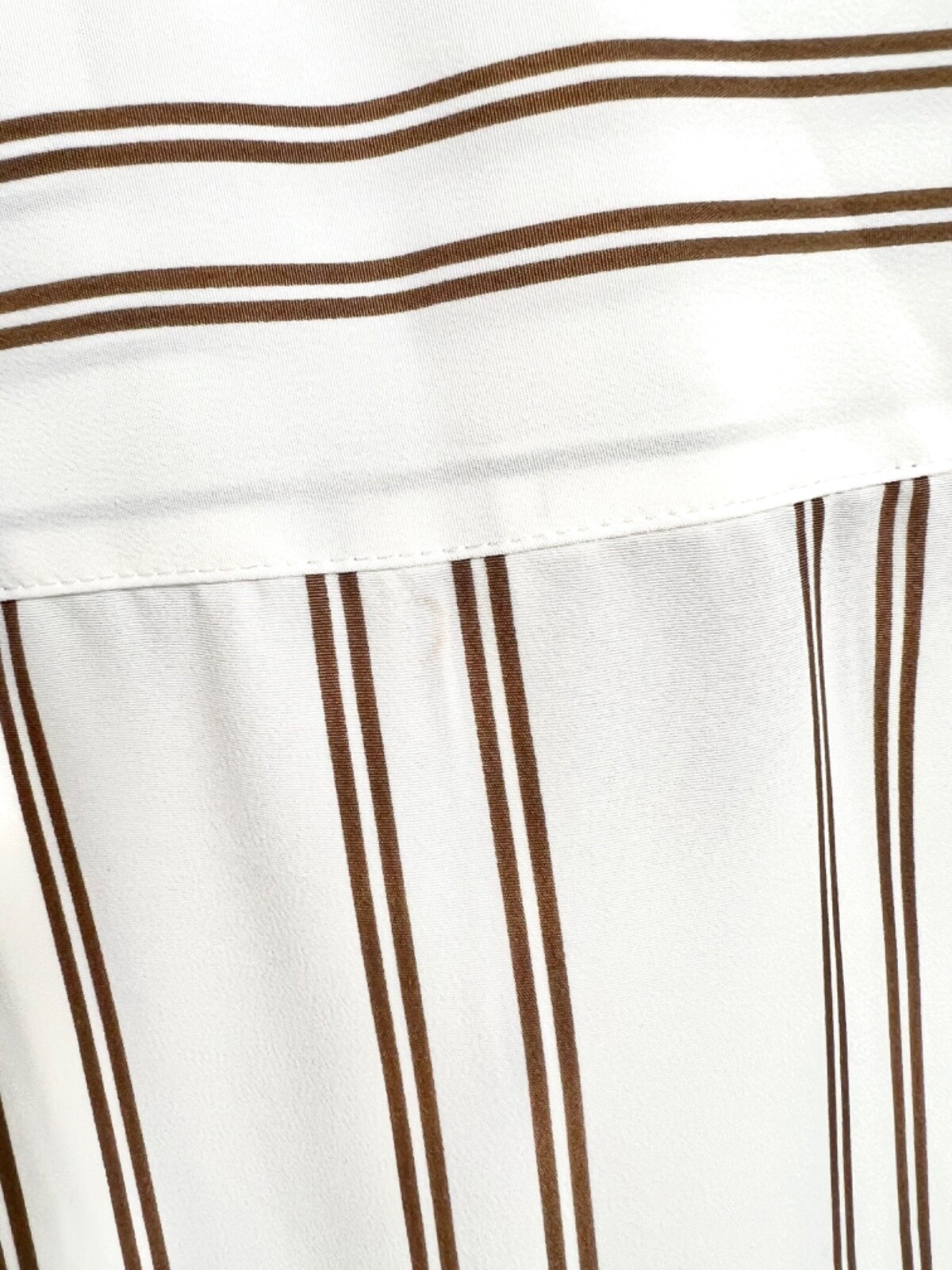 Ellen Tracy White Moss Brown Stripe Long sleeves Casual Blouse Classic Tops sz M
