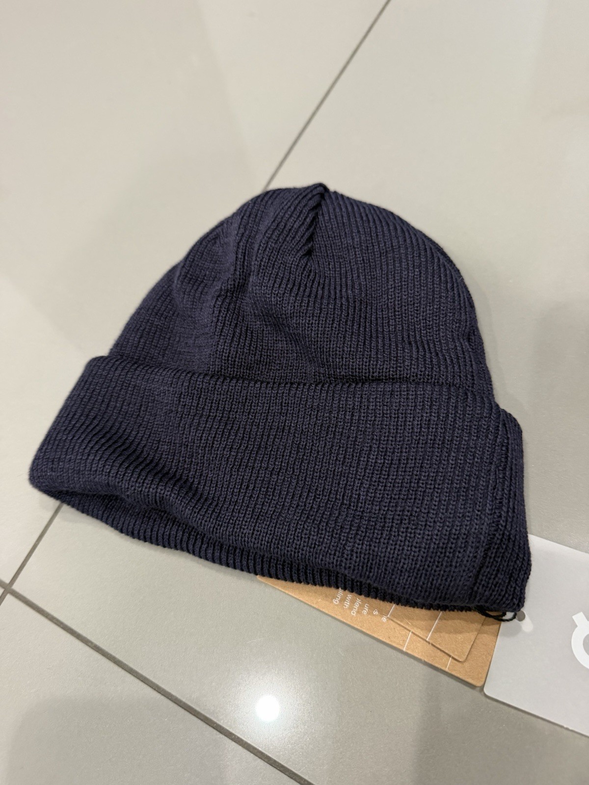 ON RUNNING Merino Wool Beanie NAVY Blue One Size One Size