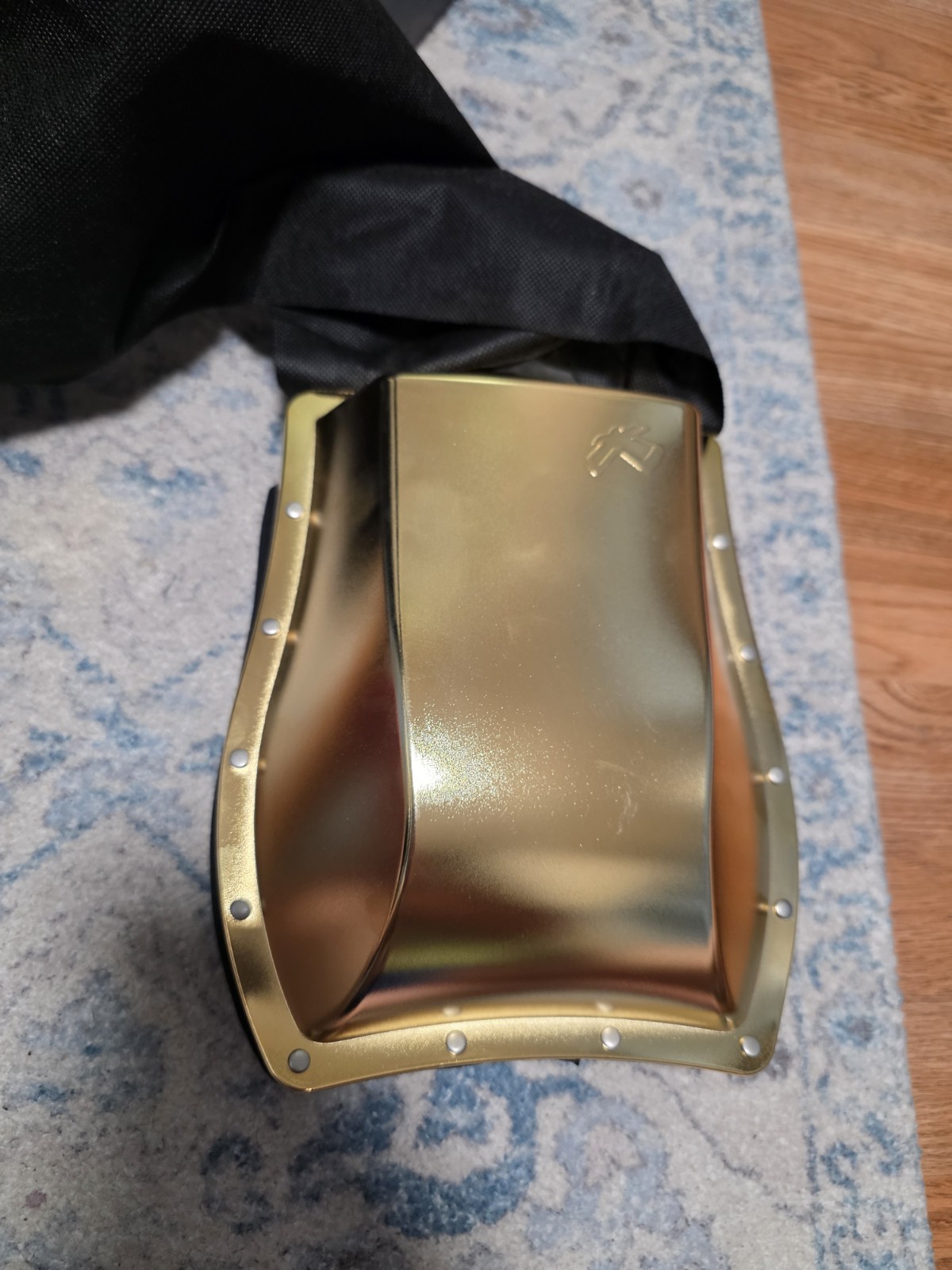 BOBLBE-E SWEDEN, HARD SHELL BACKPACK, gold LABEL, PAT. PEND’G, UNISEX